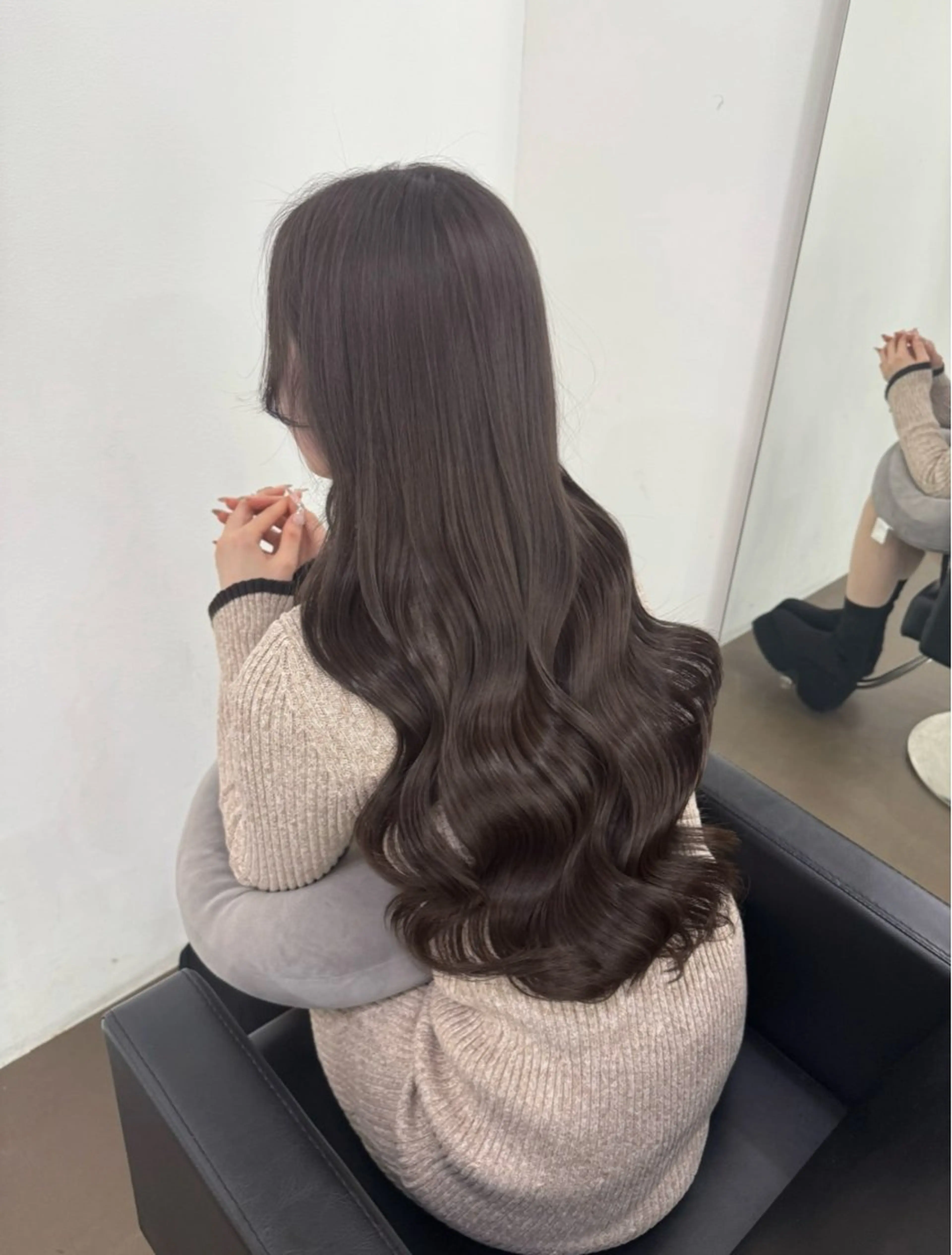 ロング ボブ くびれヘア 髪質改善 韓国風ヘア レイヤーカット 【ioe岡本】🐶 向井歩のヘアスタイル