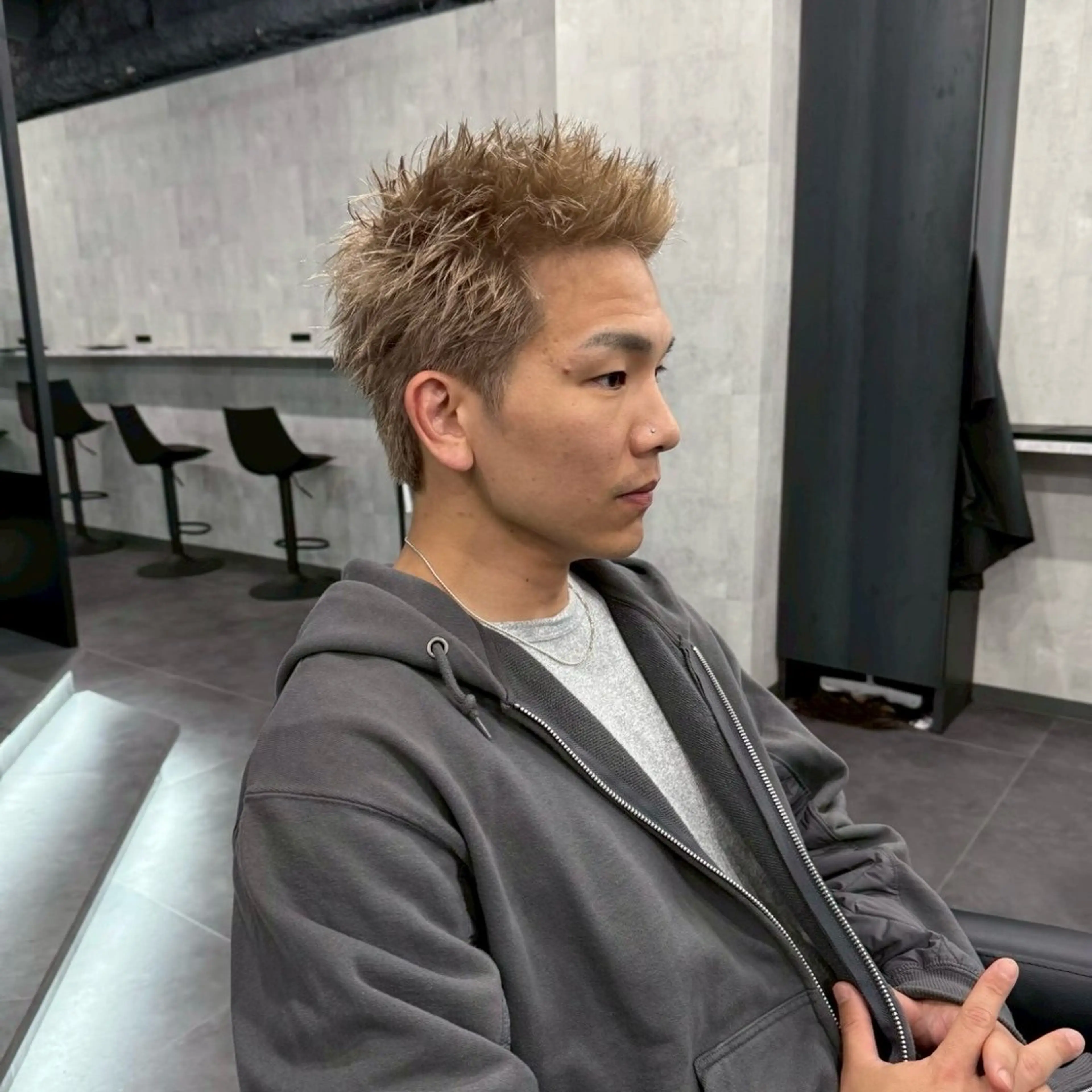 ショート カラー メンズ スパイキーショート ショートヘア カット ヘアカラー トリートメント スパイキーショート/ 短髪/渋谷/kiyoのヘアスタイル