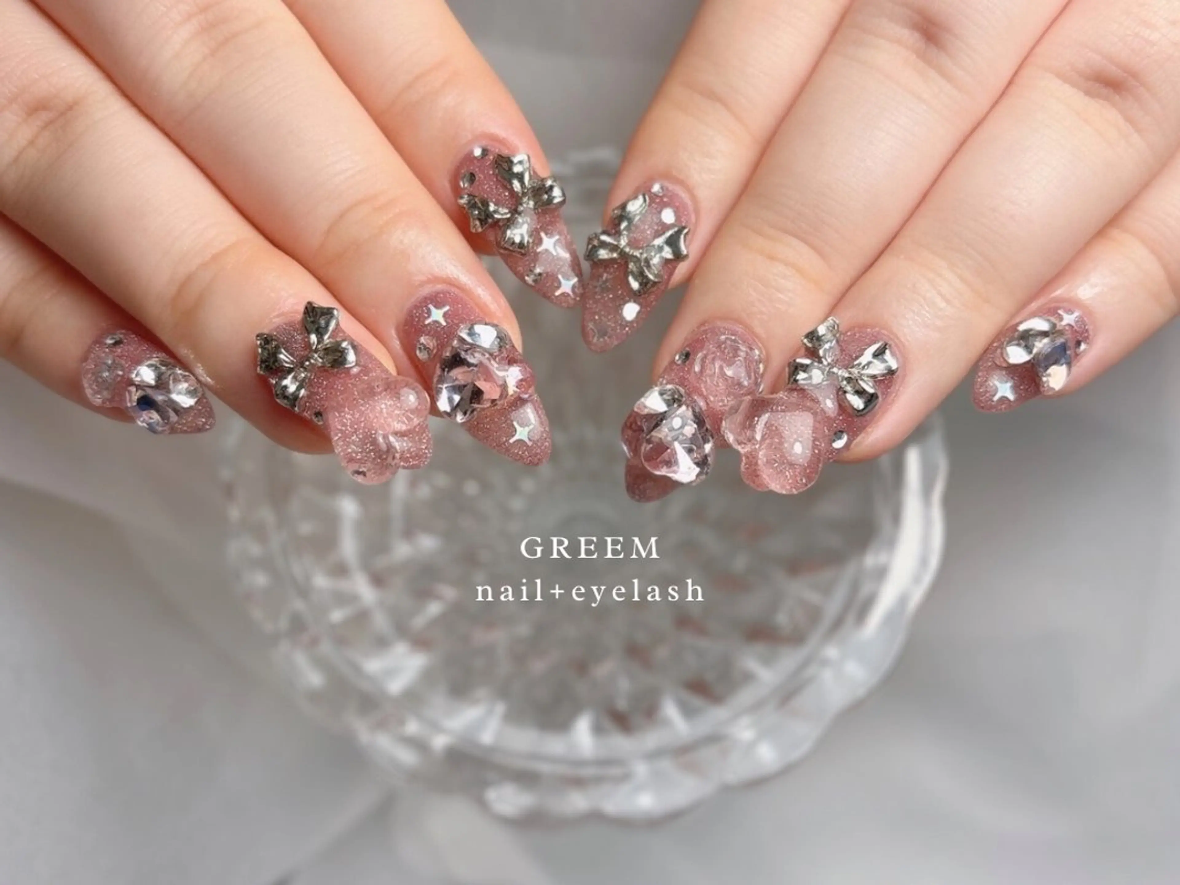 ネイル フラッシュネイル キラキラネイル ハンドネイル GREEM グリームのネイルデザイン