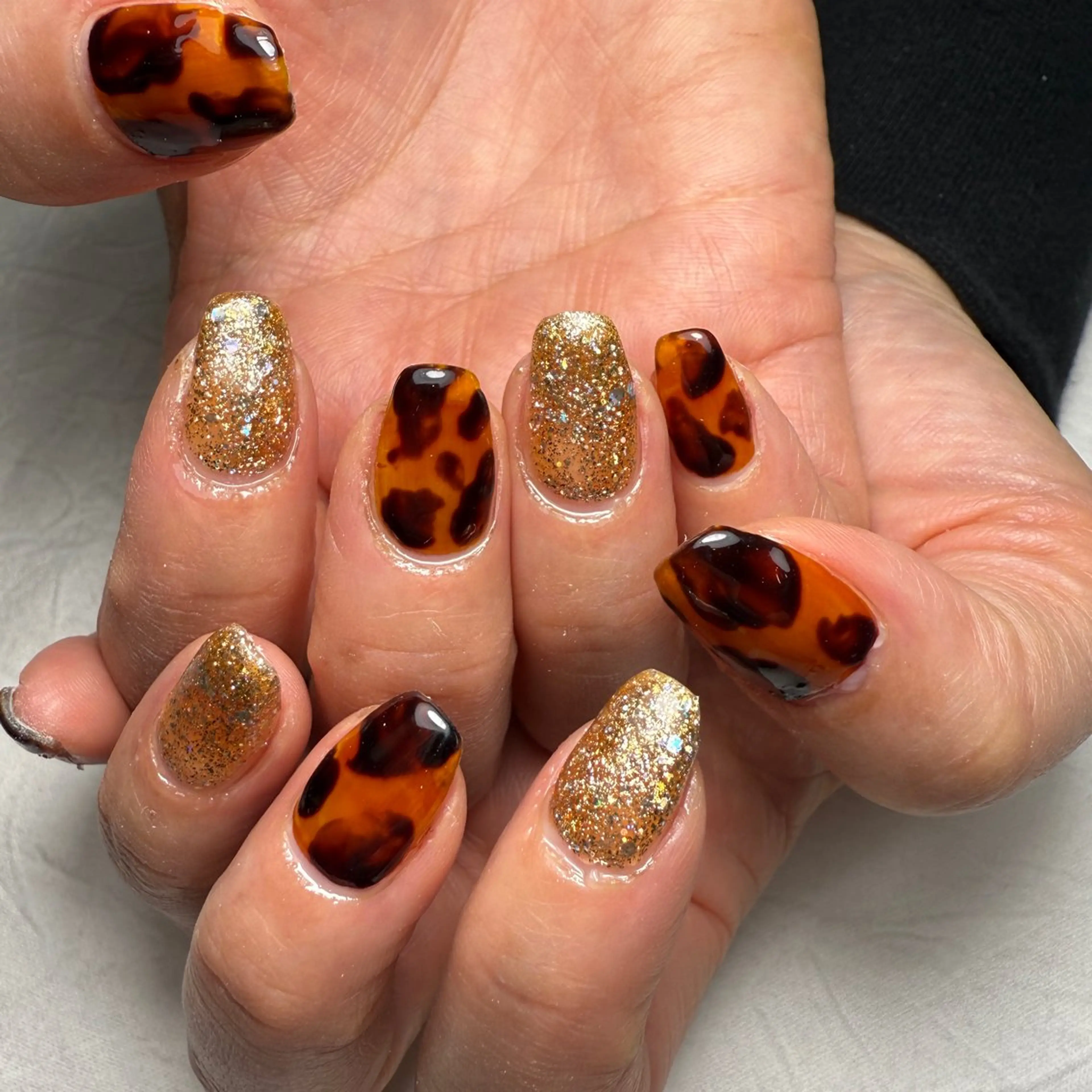 ネイル 駒月 明日香の眉毛・アイブロウイメージ