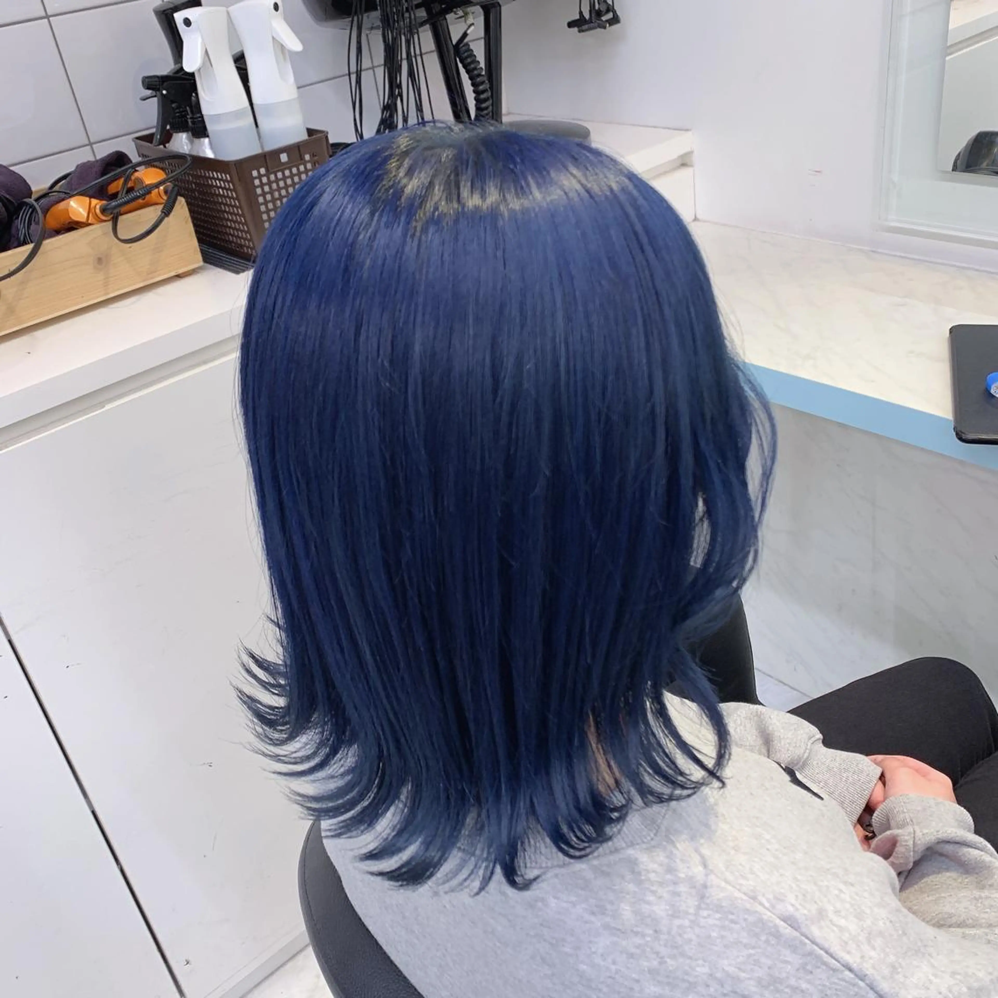 ミディアム ブリーチカラー 🩵MIZUKIのヘアスタイル