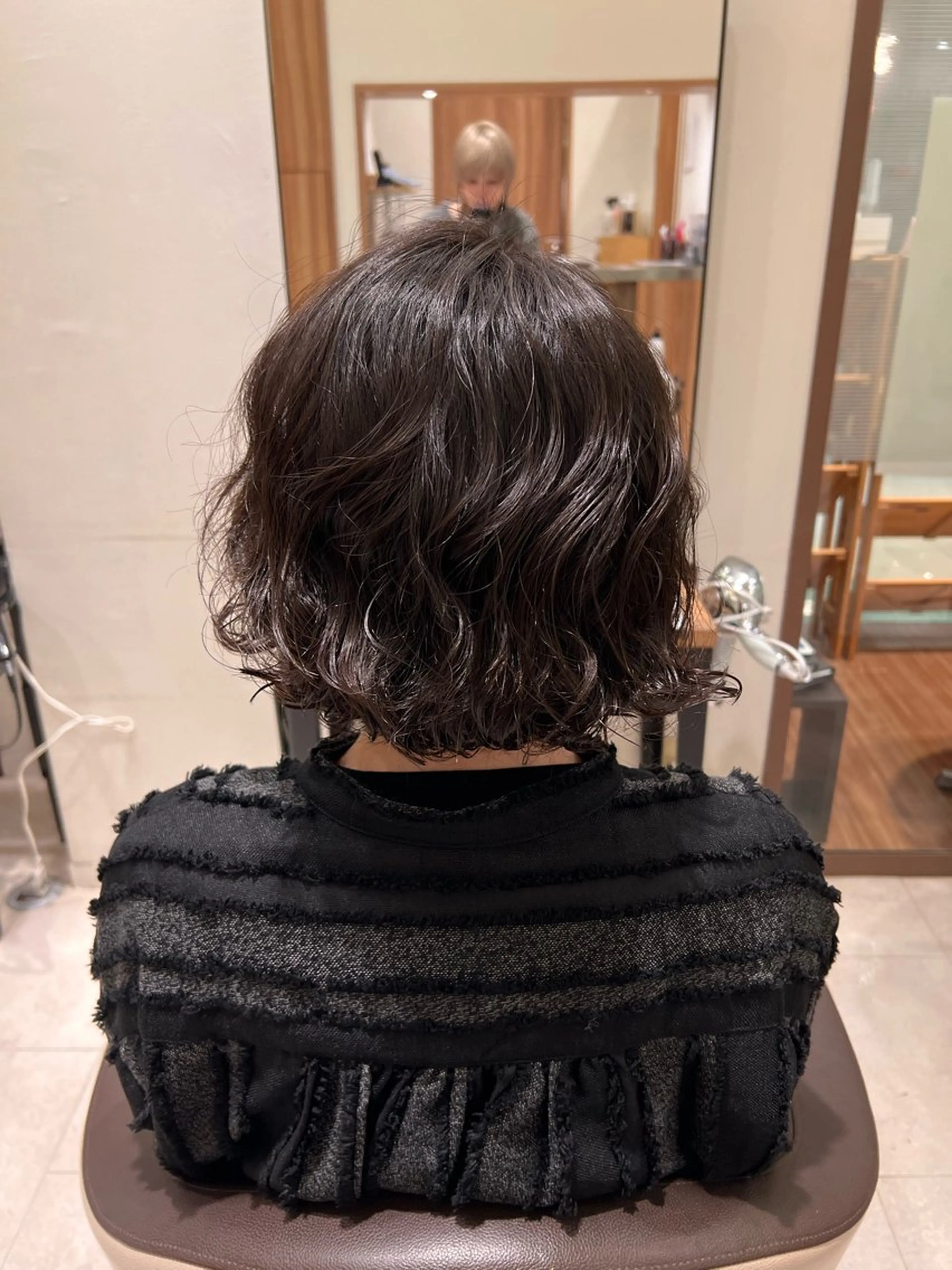 ミディアム パーマ ミディアムパーマ ボブ UNIX ワタナベ モモハのヘアスタイル