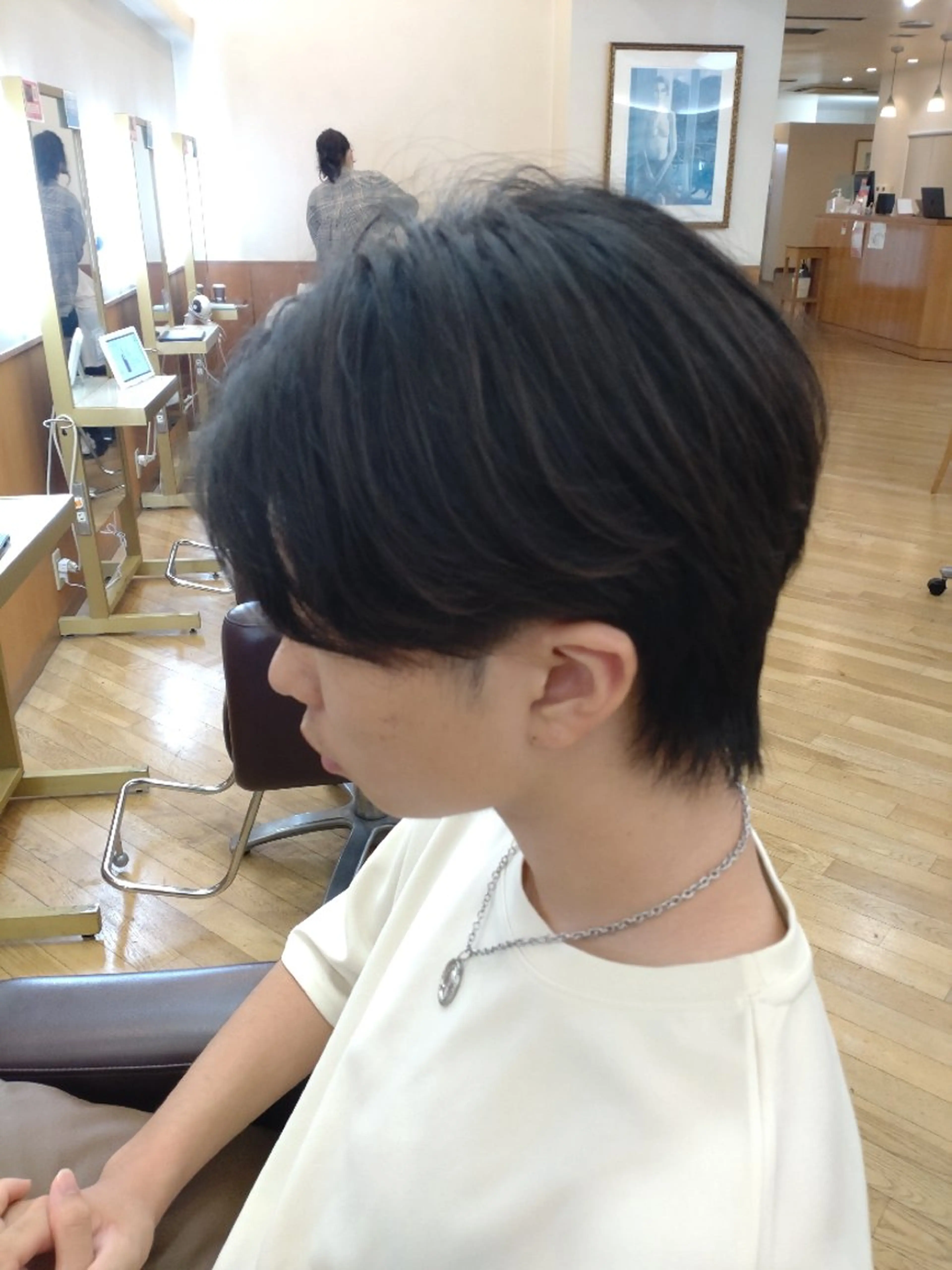 ショート メンズ カット ヘッドスパ 仮屋 敬介のヘアスタイル