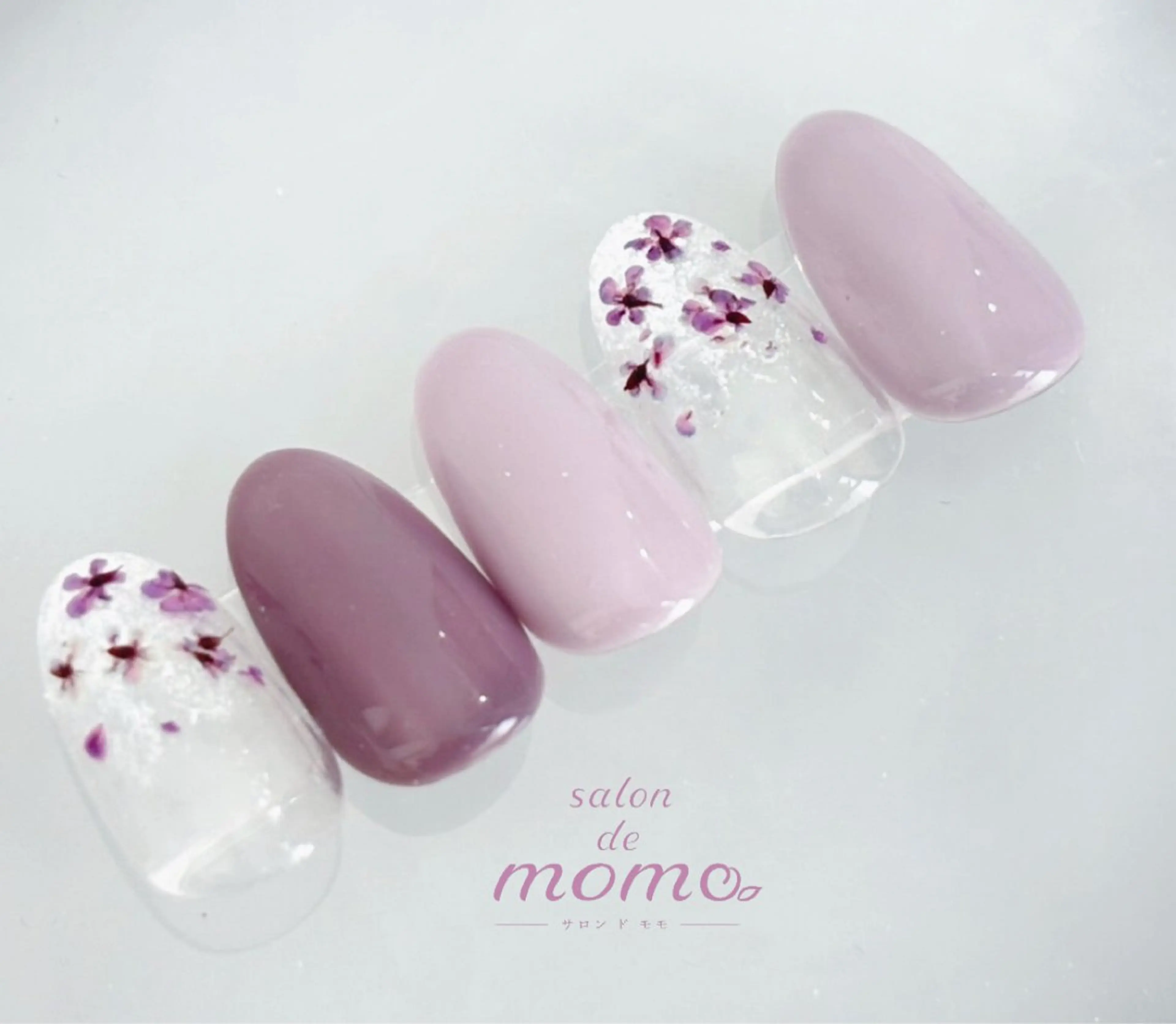 ネイル salon de momo所属・サロン ド モモの眉毛・アイブロウイメージ