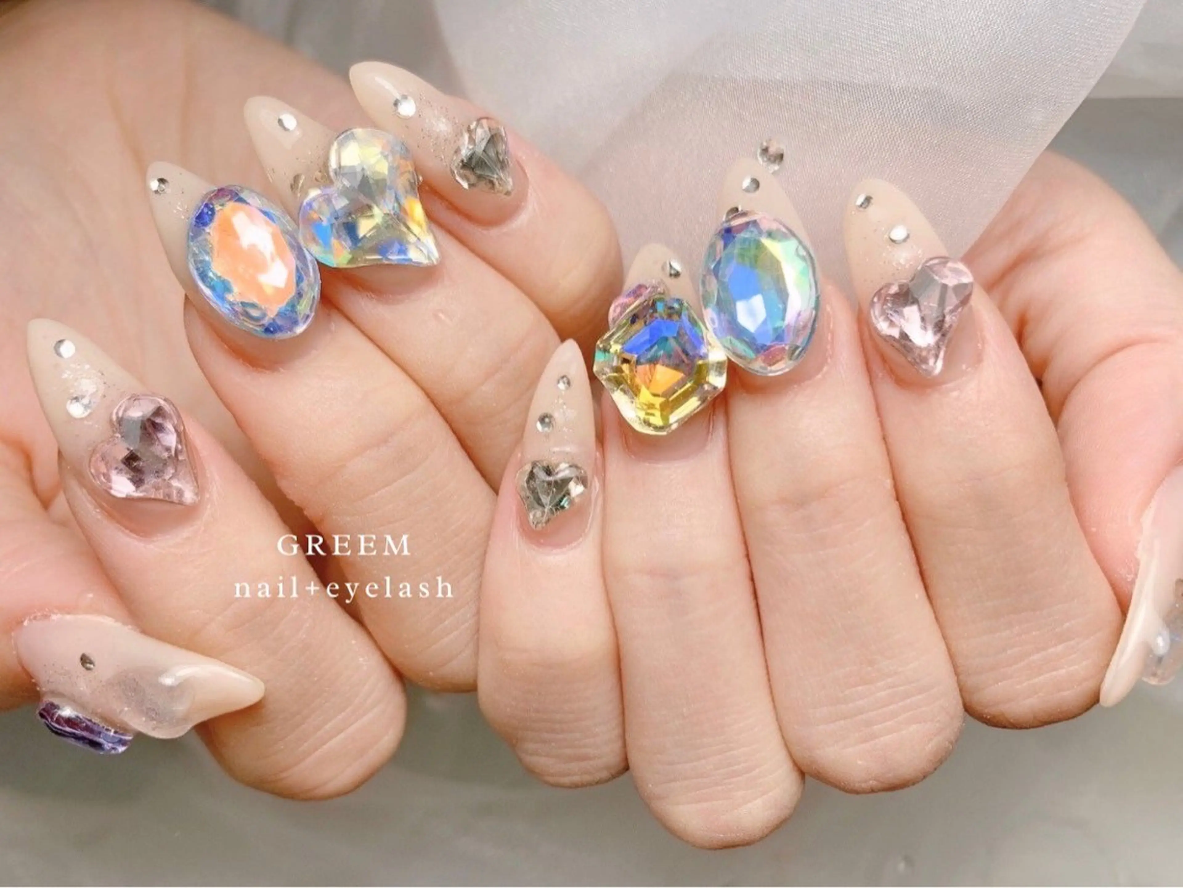 ネイル ゴージャス キラキラネイル ハンドネイル GREEM グリームのネイルデザイン