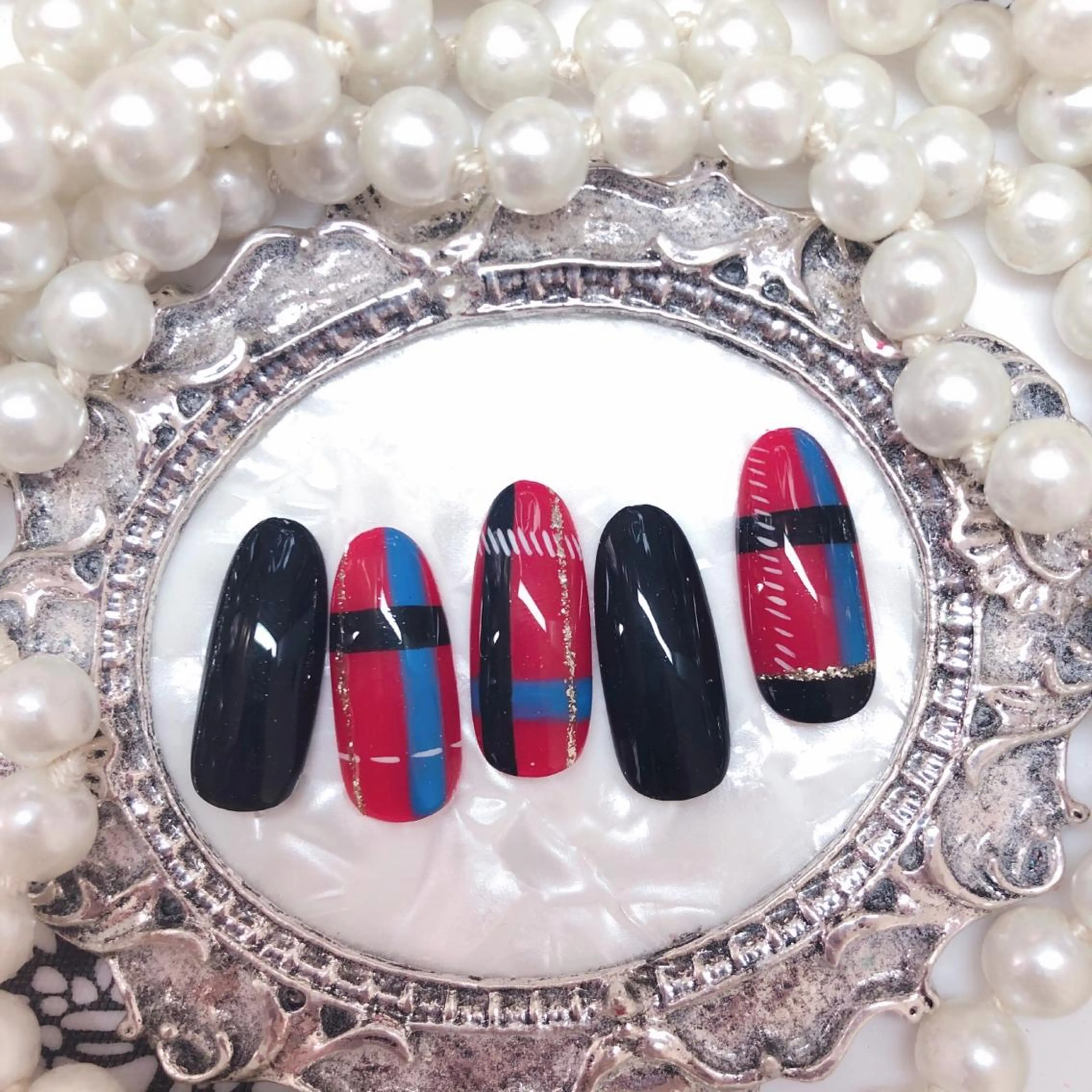 ネイル ハンドネイル マジック ミラーのネイルデザイン