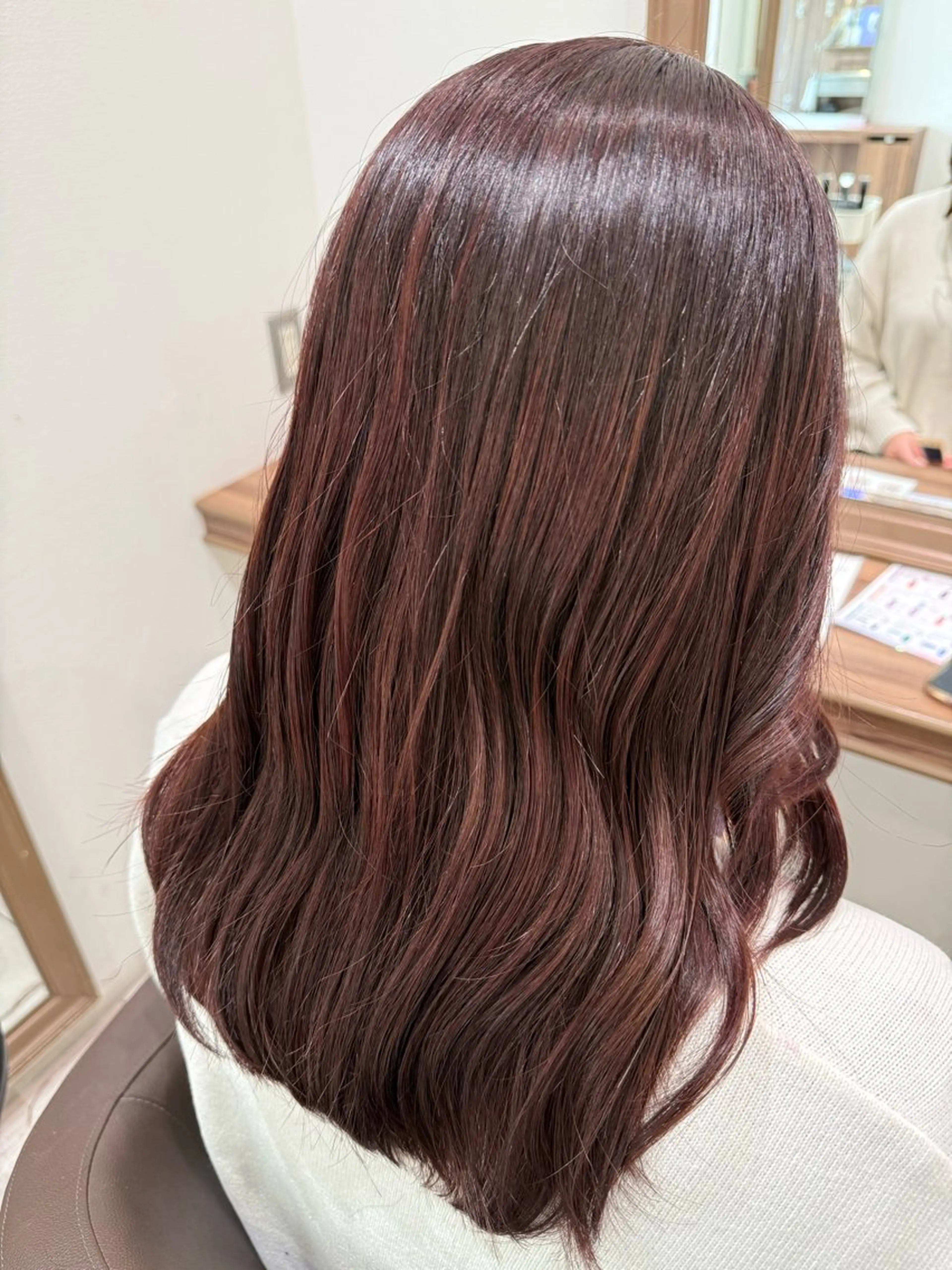 セミロング カット ヘアカラー .MANA. 【艶髪ロング】のヘアスタイル