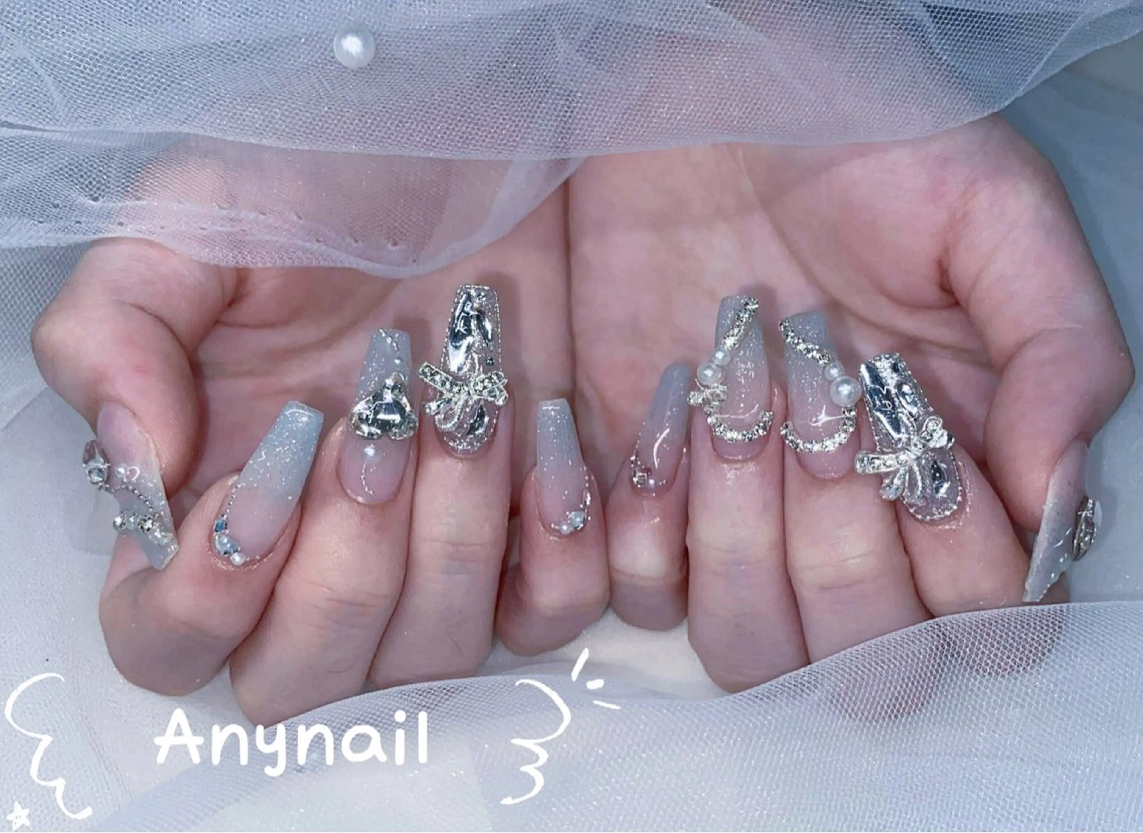 ネイル オーロラネイル ブルー チークネイル フットネイル フレンチネイル ハンドネイル Any nail新大久保店のネイルデザイン