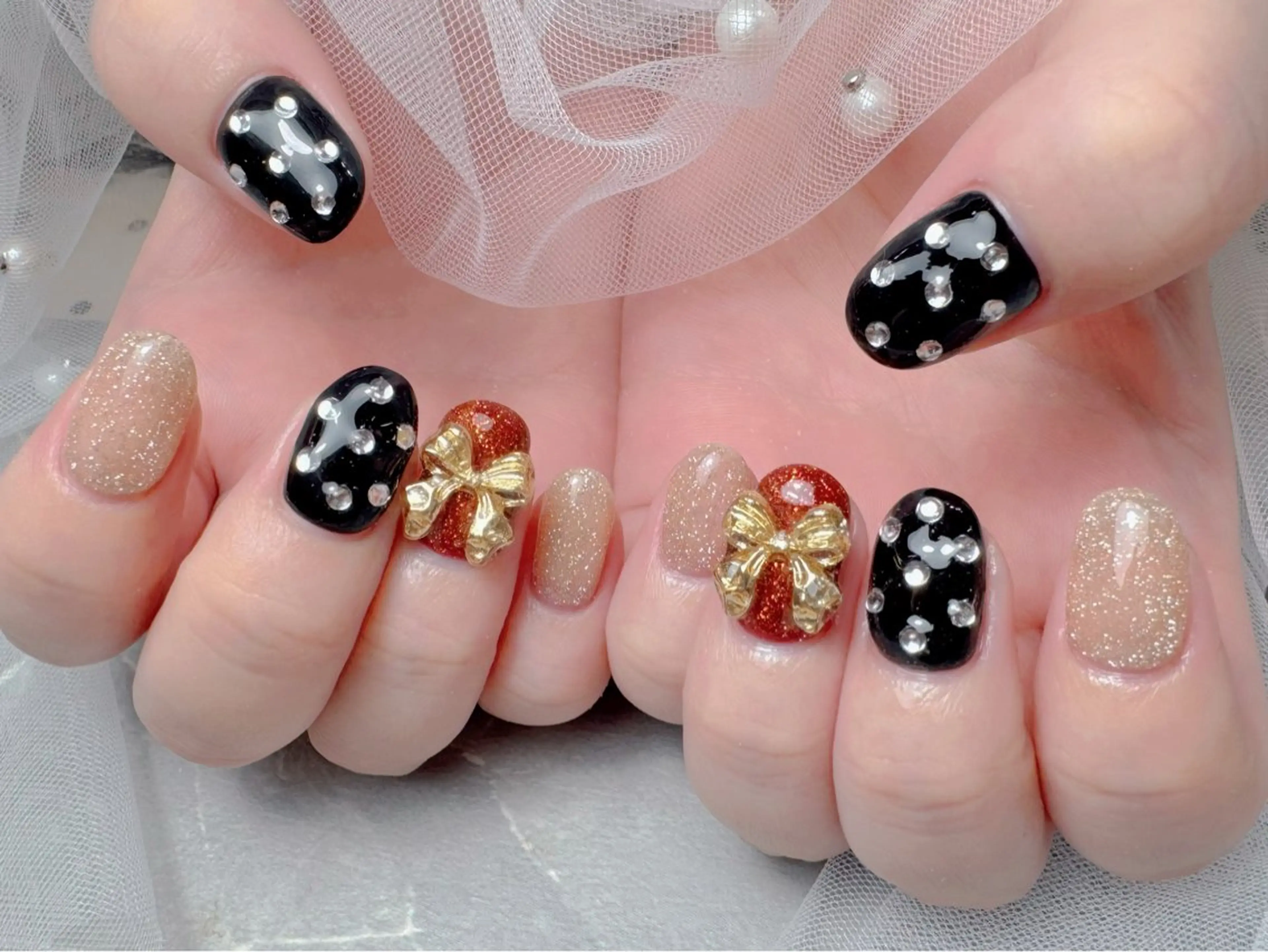 ネイル ハンドネイル マジックミラー所属・マジック ミラーのネイルデザイン