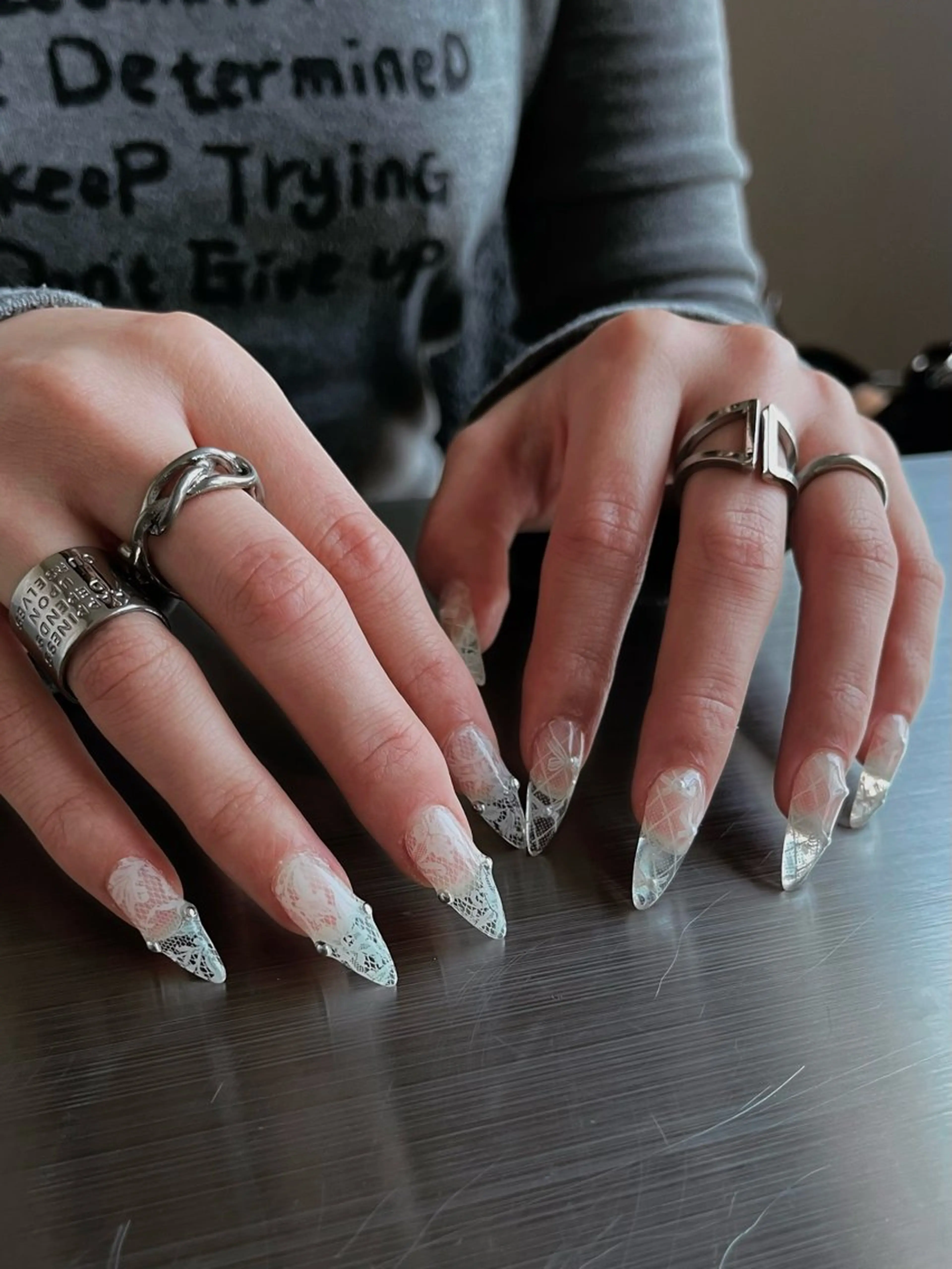 ネイル クリアネイル 長さ出し スカルプネイル シンプルネイル ハンドネイル nine.🦋 YUKOのネイルデザイン