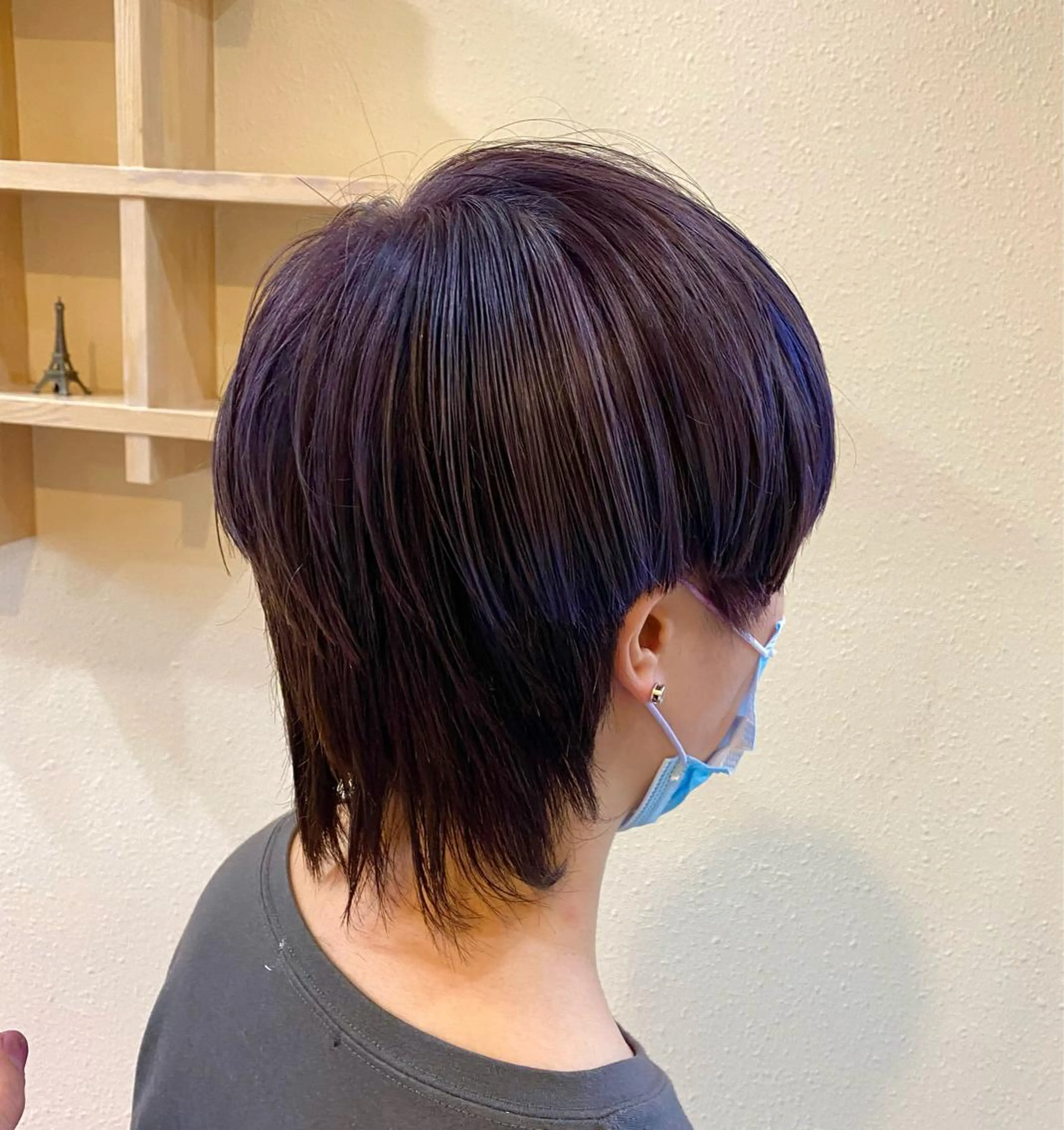 ショート カラー 中川 茜里のヘアスタイル
