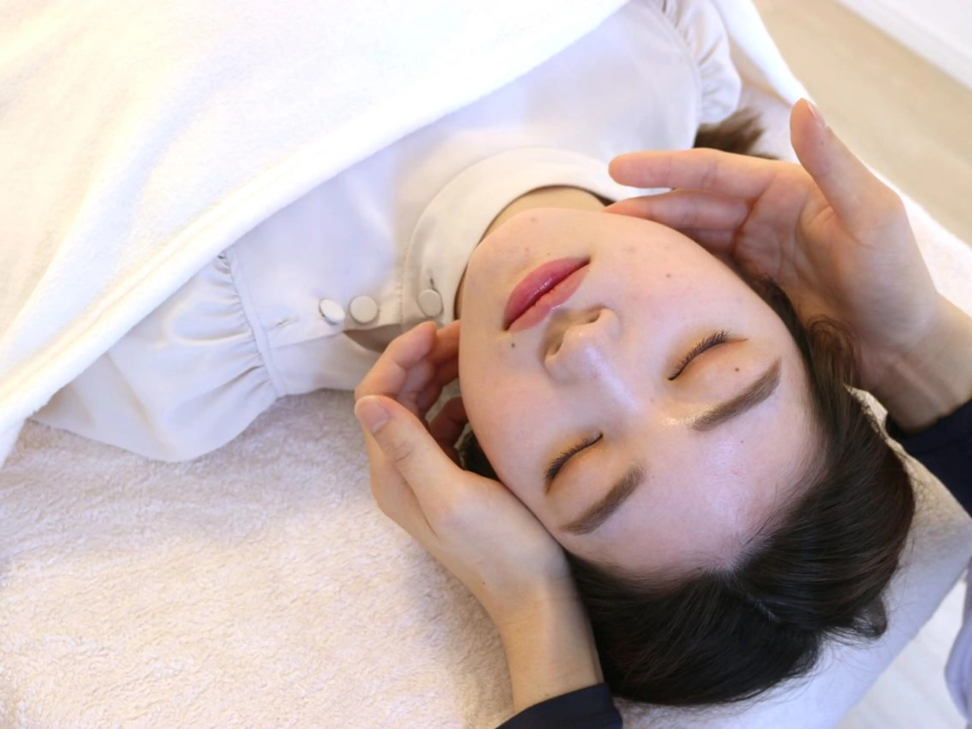 エステ リラク 同心整骨院 美容鍼・整体・小顔のエステ・リラクイメージ