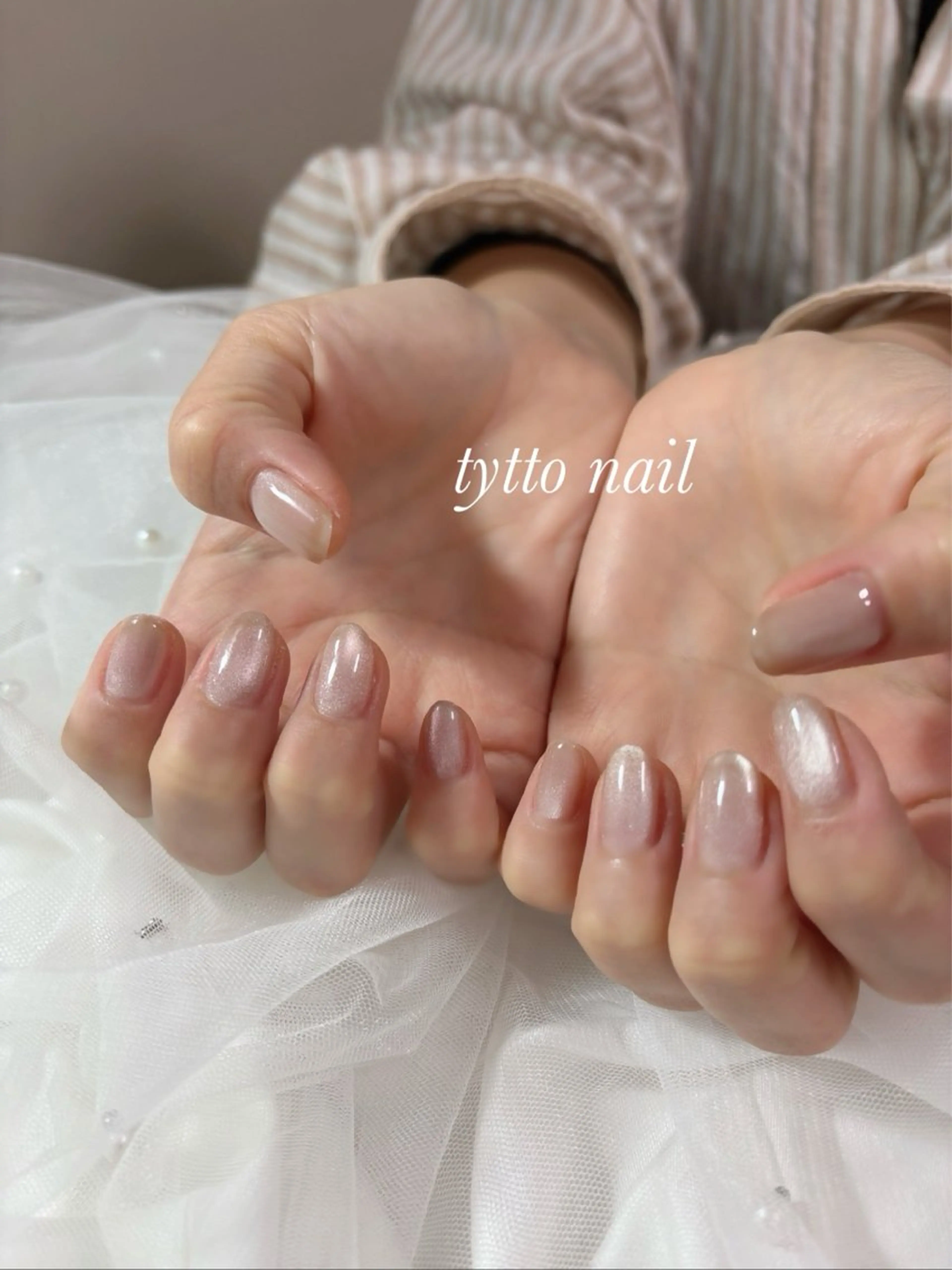 ネイル グラデーション キラキラネイル マグネットネイル オフィスネイル ワンカラーネイル ハンドネイル tytto nail ❤︎‪‪eri‪‪のネイルデザイン