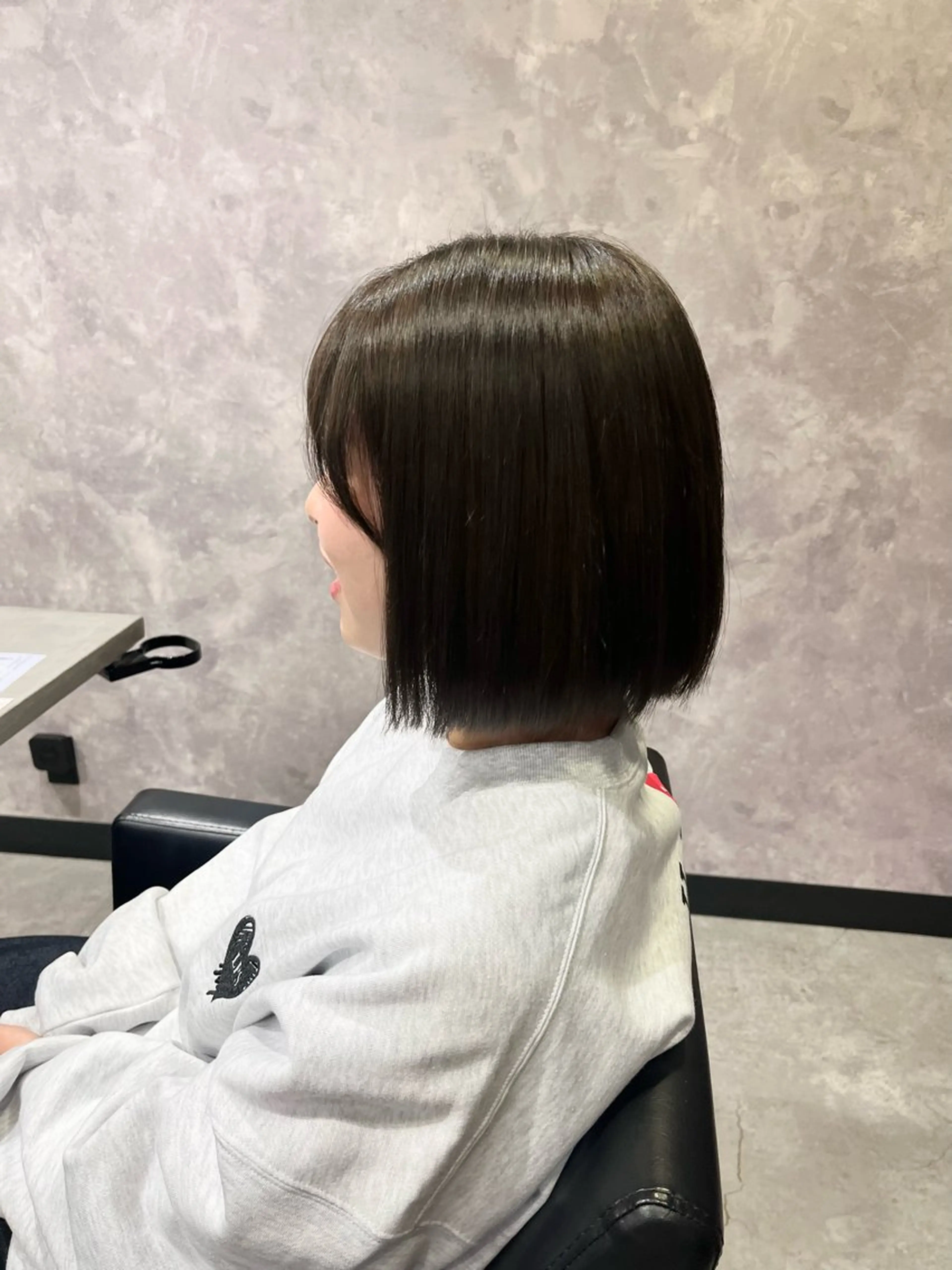 ショート ヘアカラー 伊藤 由妃乃のヘアスタイル