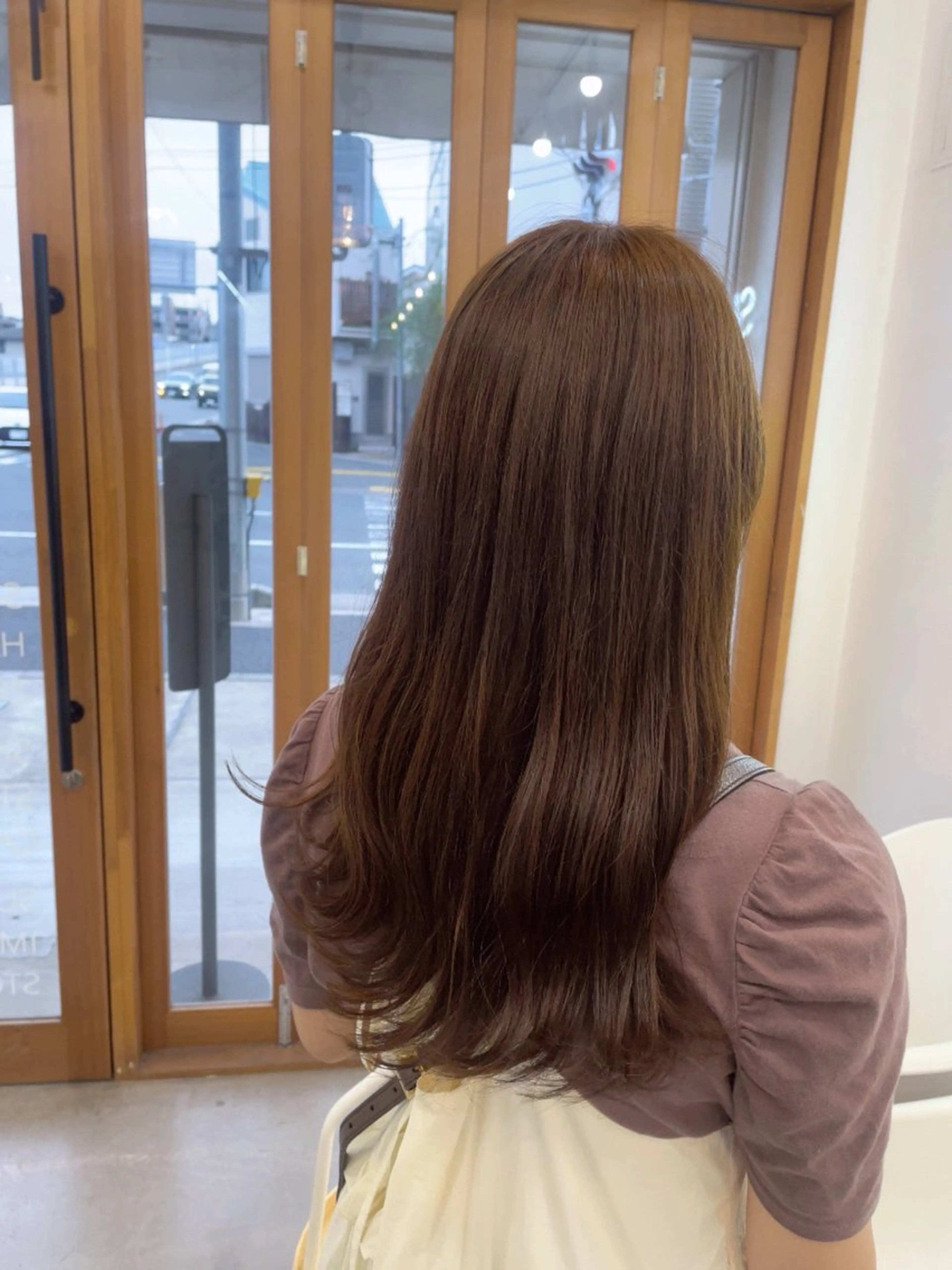 ロング カット ヘアカラー トリートメント 日永 莉古のヘアスタイル