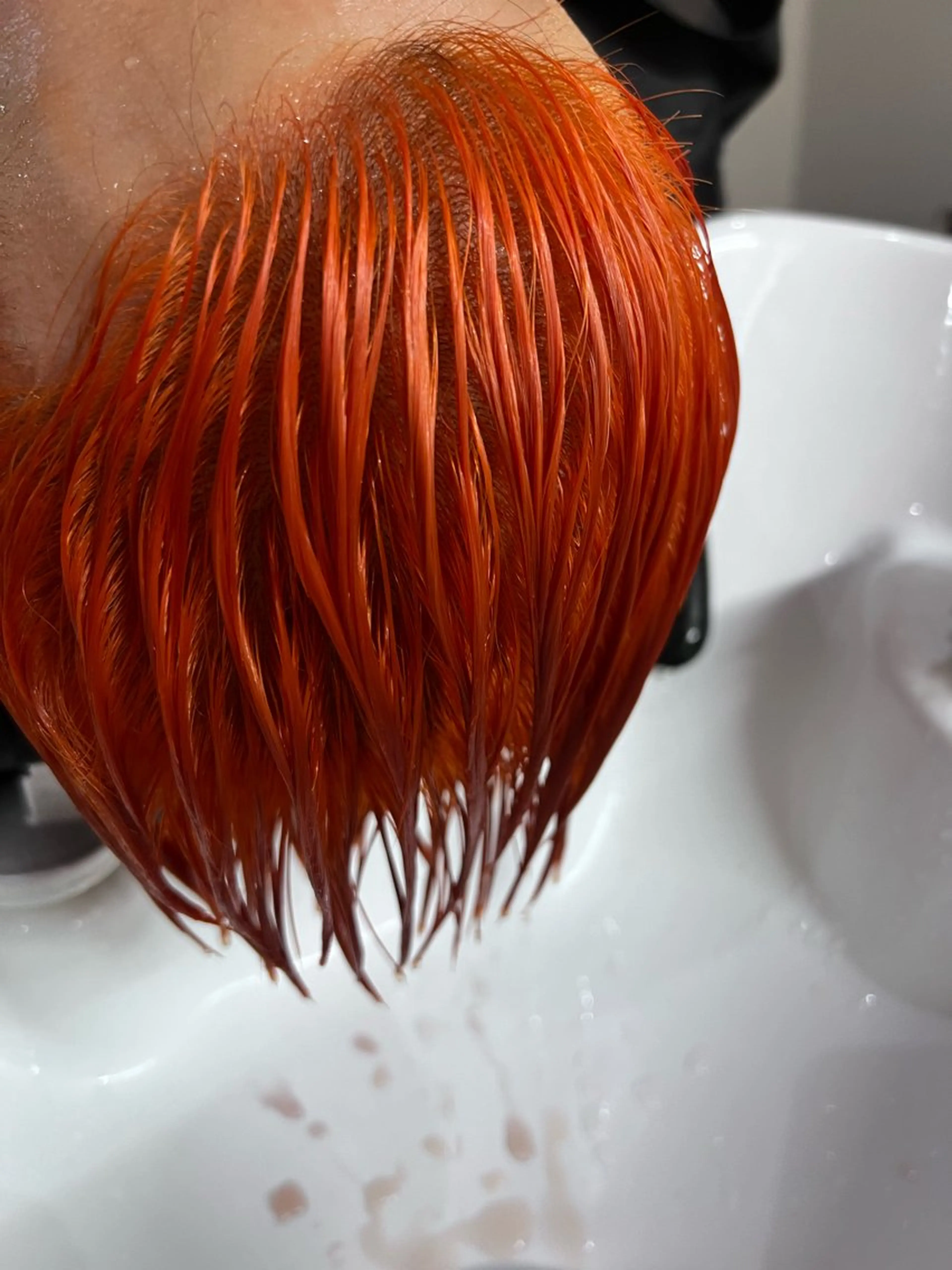 カラー オレンジ ヘアカラー TOIRO所属・山本 麗のヘアスタイル