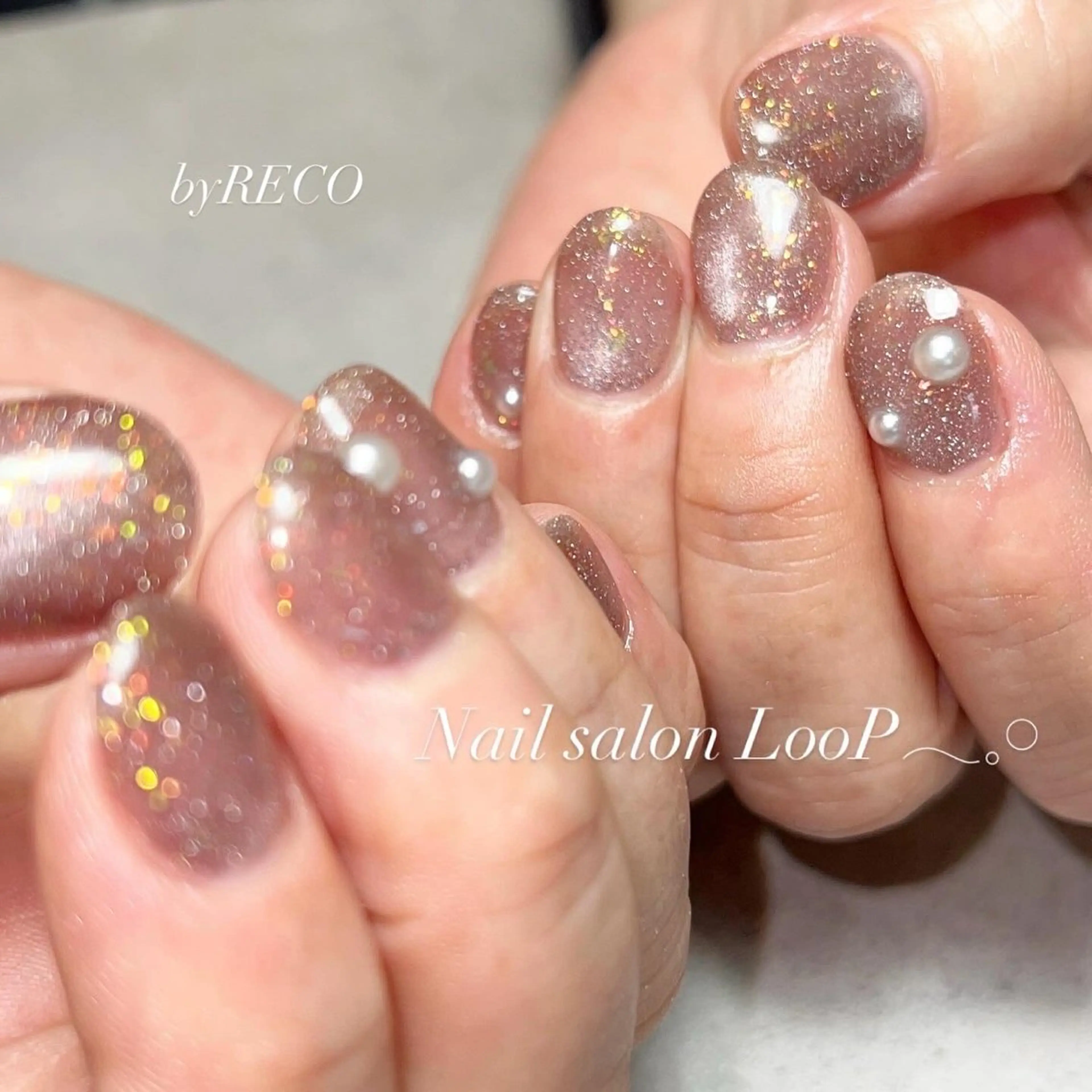 ネイル アートネイル フラッシュネイル ハンドネイル LooP - RECO-のネイルデザイン