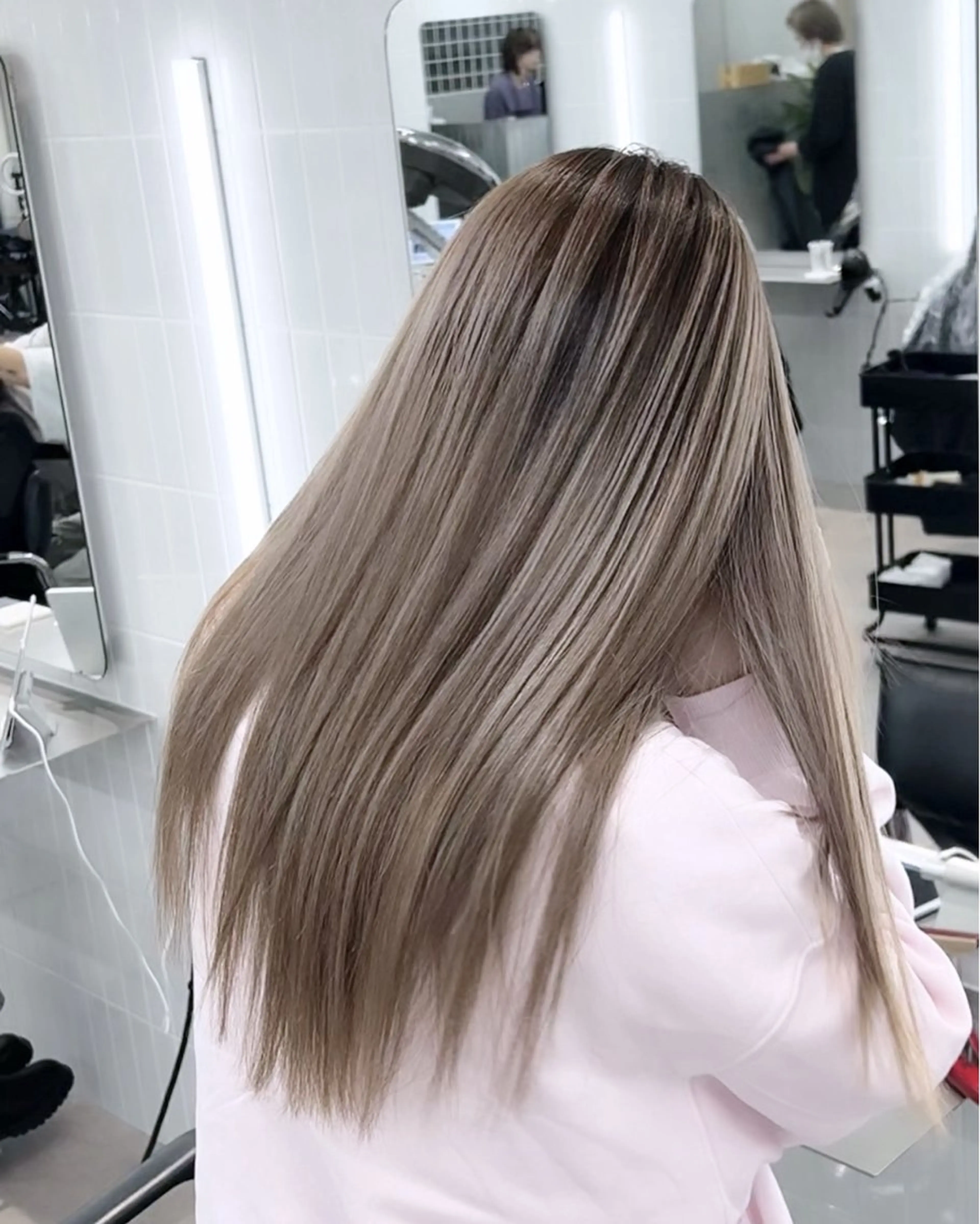 ロング カラー フェード・メッシュ ハイトーン/fumaのヘアスタイル