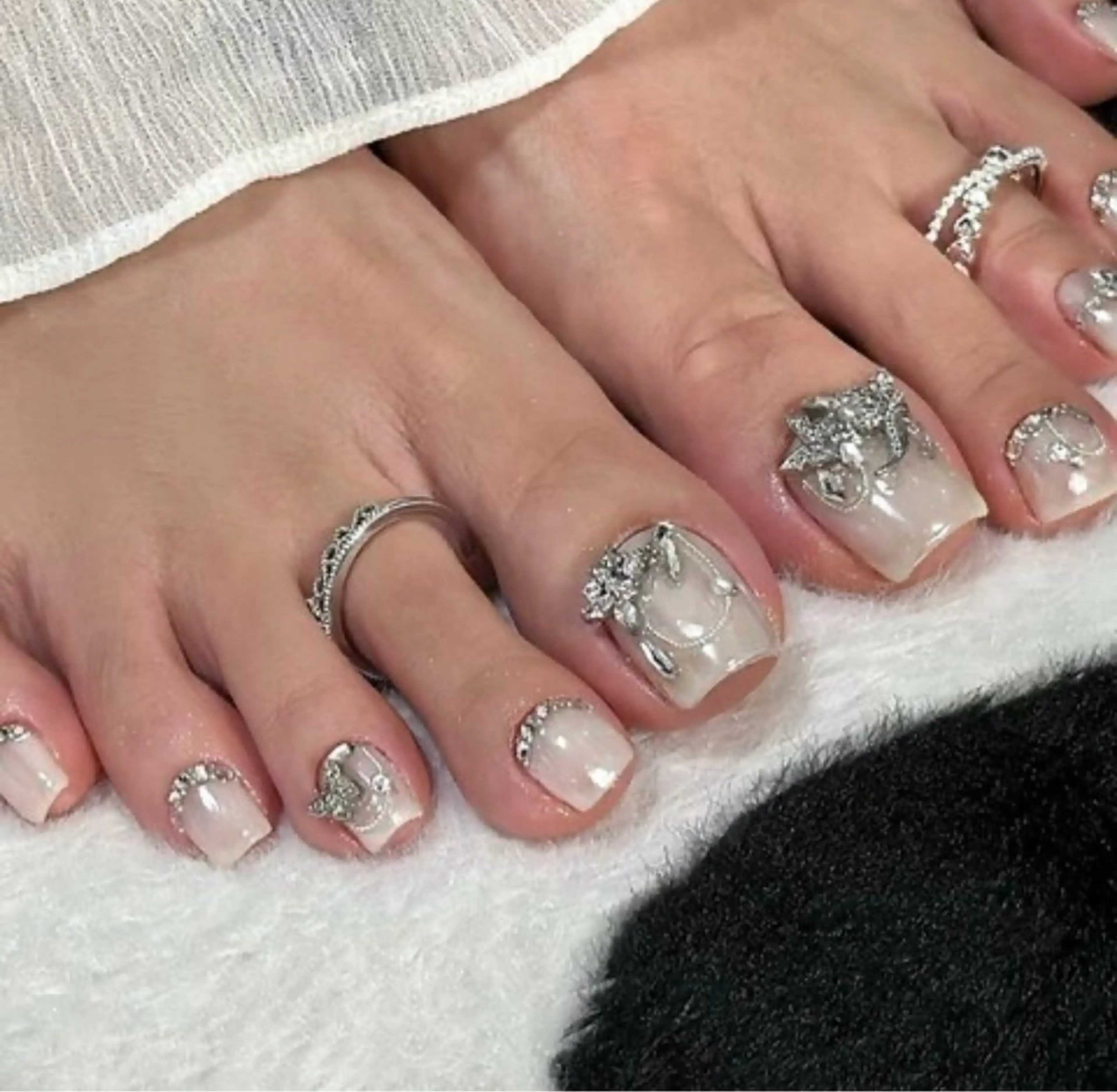 ネイル アートネイル オーロラネイル ブラウン クリアネイル フレンチネイル E.N🦋 長さ出し/持ち込みのネイルデザイン