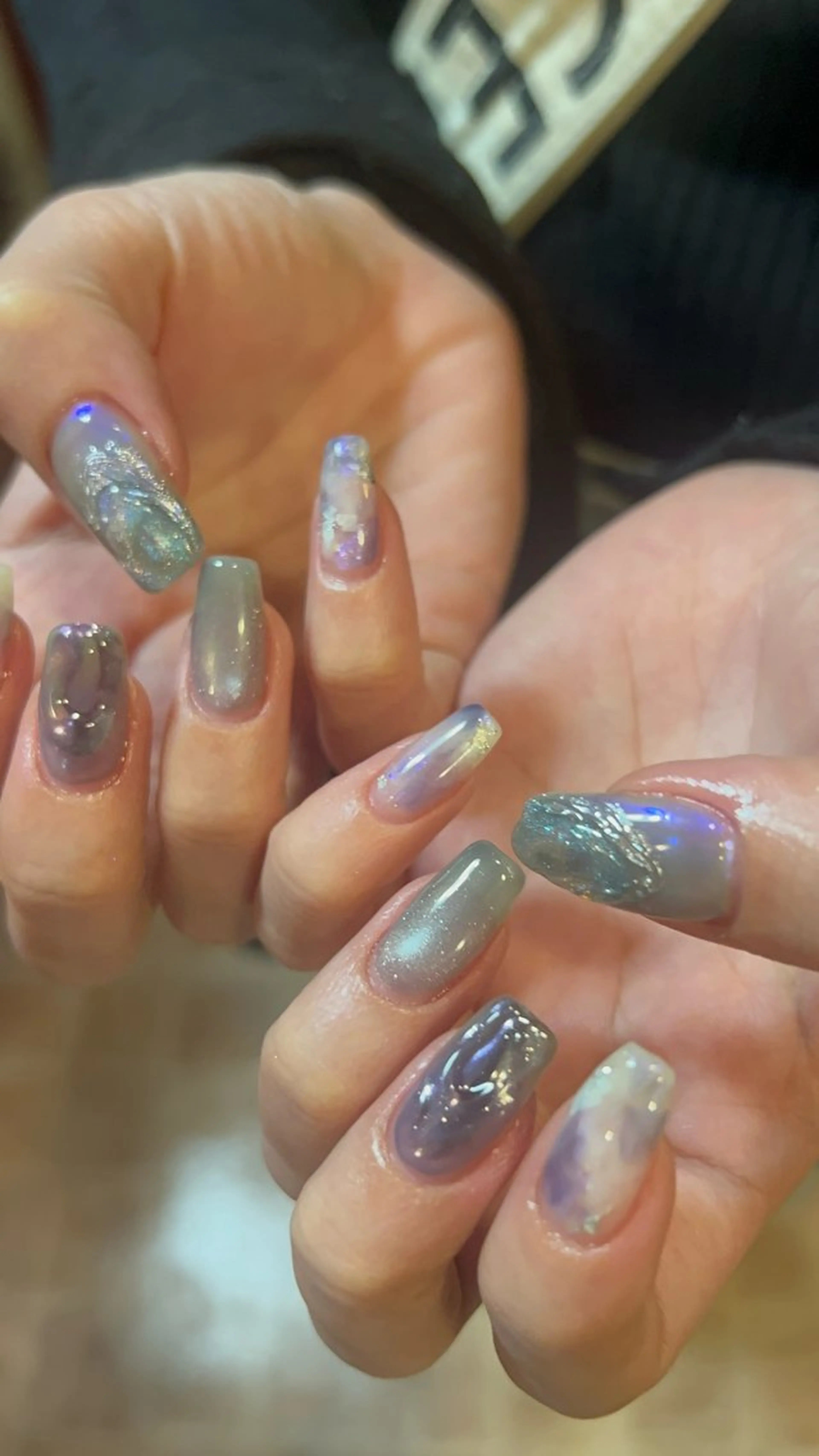 ネイル ブルー ニュアンスネイル 小野寺 千尋のネイルデザイン