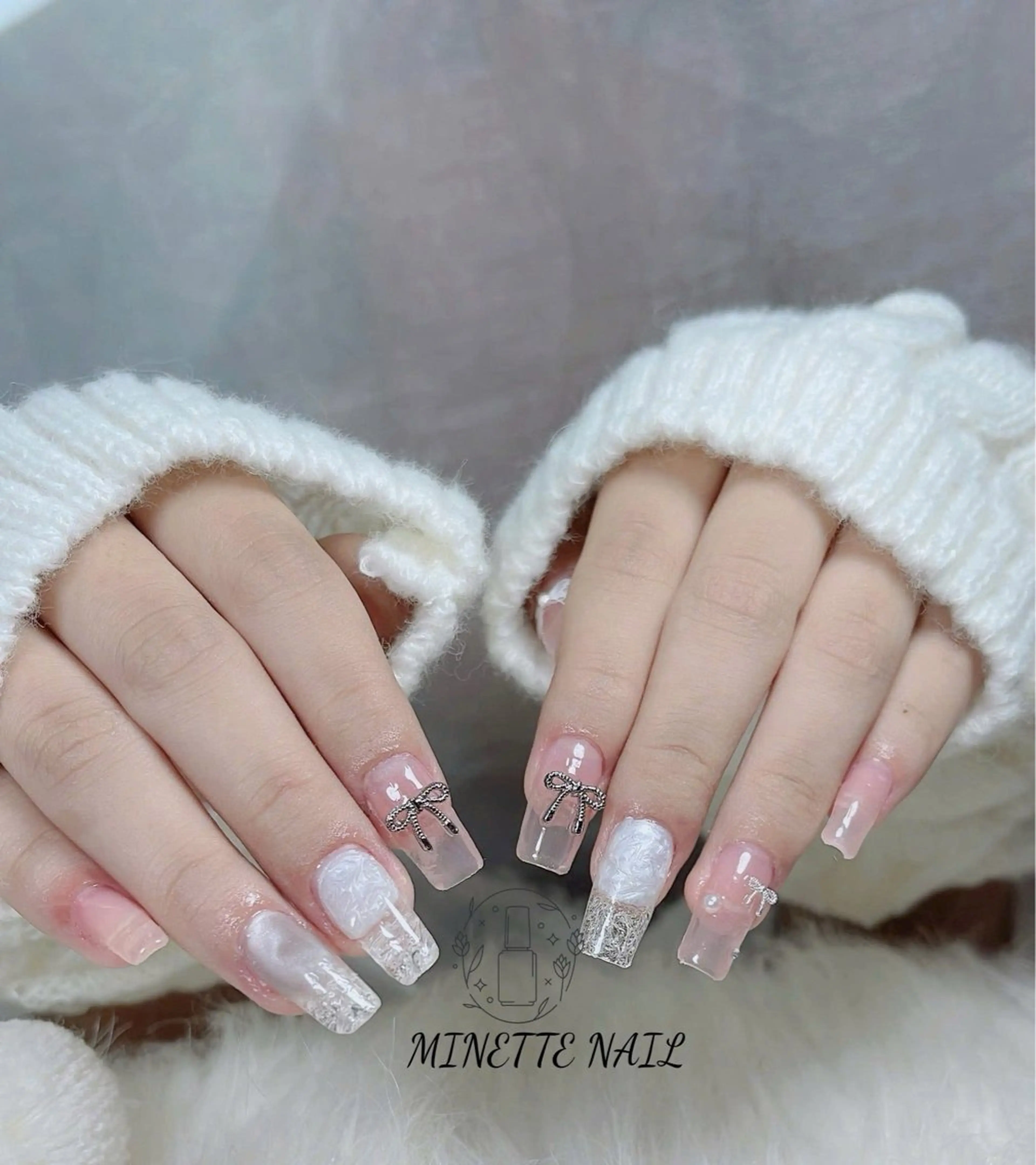 ネイル フレンチネイル ジェルネイル マグネットネイル 持ち込み ニュアンスネイル Minette Nailのネイルデザイン