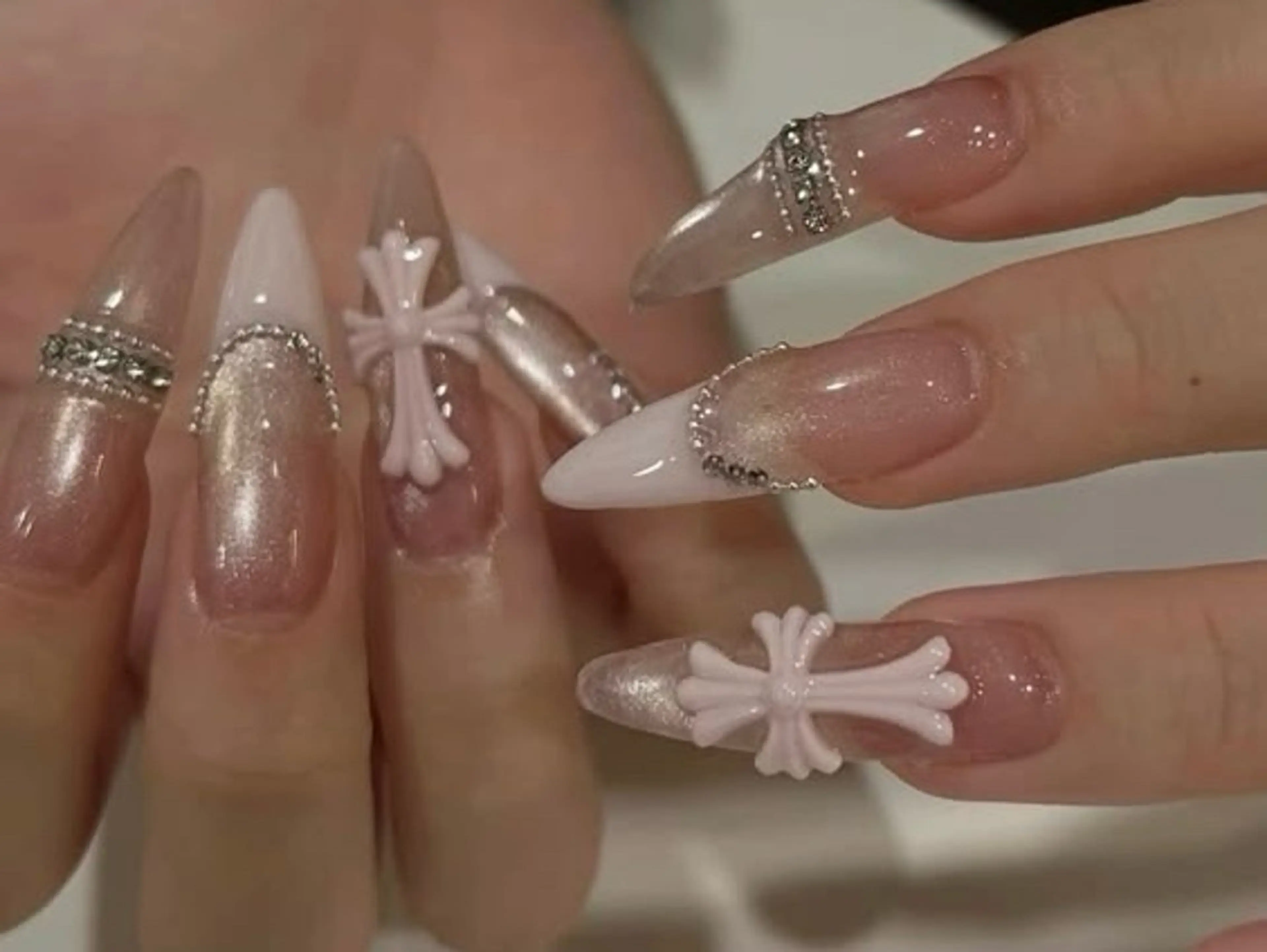 ネイル ジェルネイル 韓国ネイル 持ち込み オフィスネイル ワンホンネイル MiO Nailのネイルデザイン