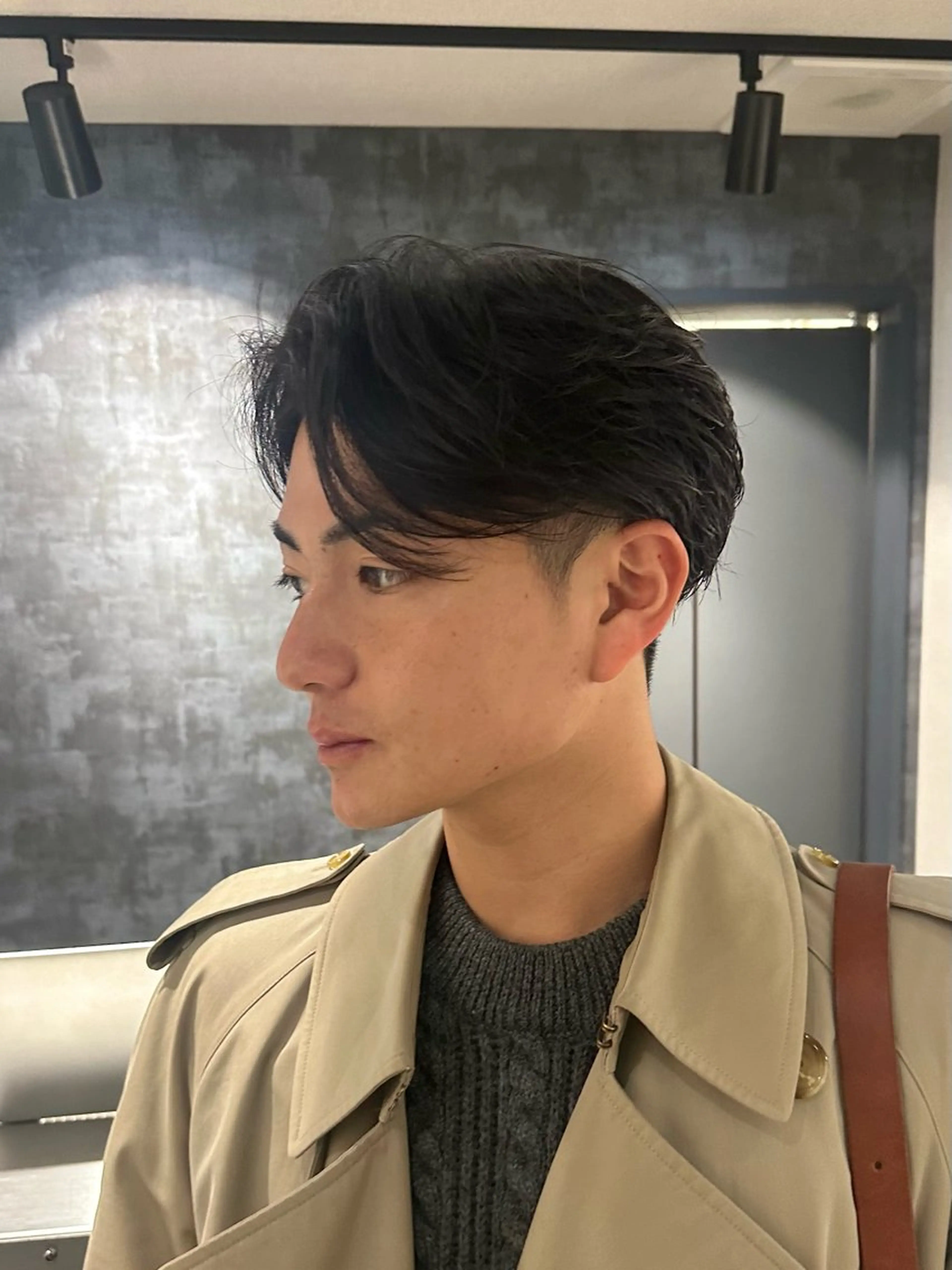 ミディアム パーマ メンズ ミディアムパーマ センターパート メンズパーマ ニュアンスパーマ カット パーマ 💈原宿指名No.1 センターパート💈のヘアスタイル