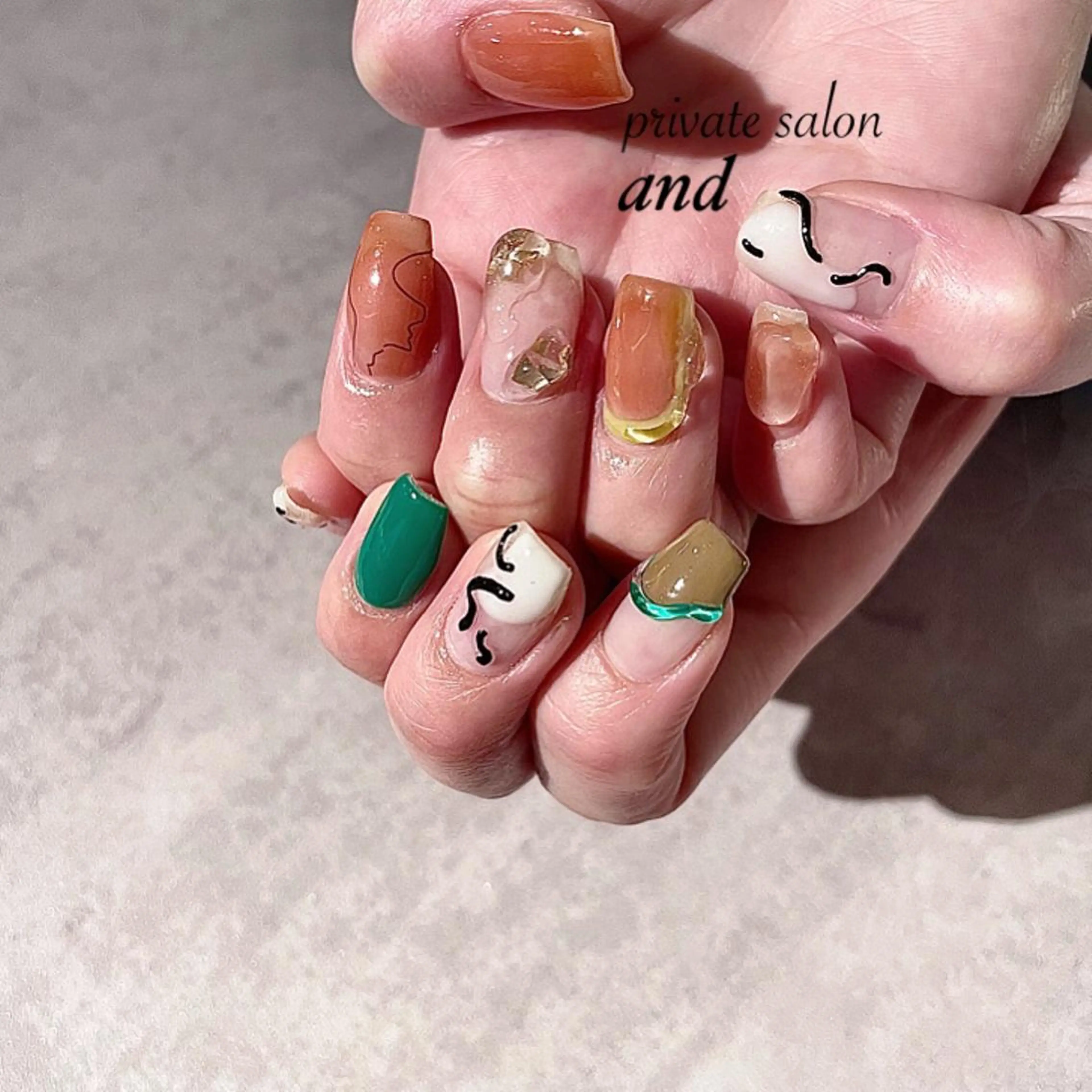 ネイル 土屋 智子のネイルデザイン