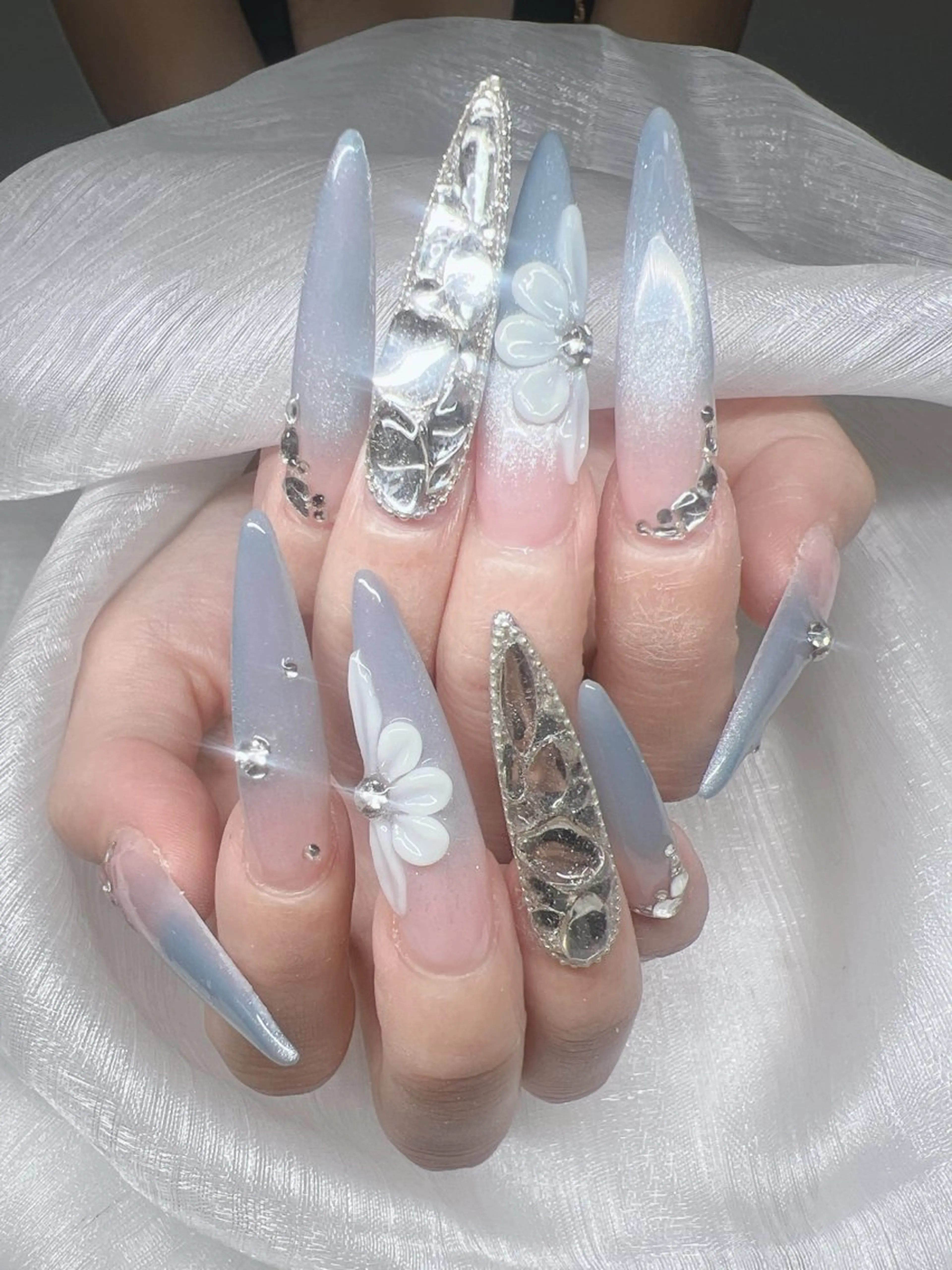 ネイル 長さ出し グラデーション キラキラネイル マグネットネイル ニュアンスネイル Lee Nails チップ長さだし専門店のネイルデザイン