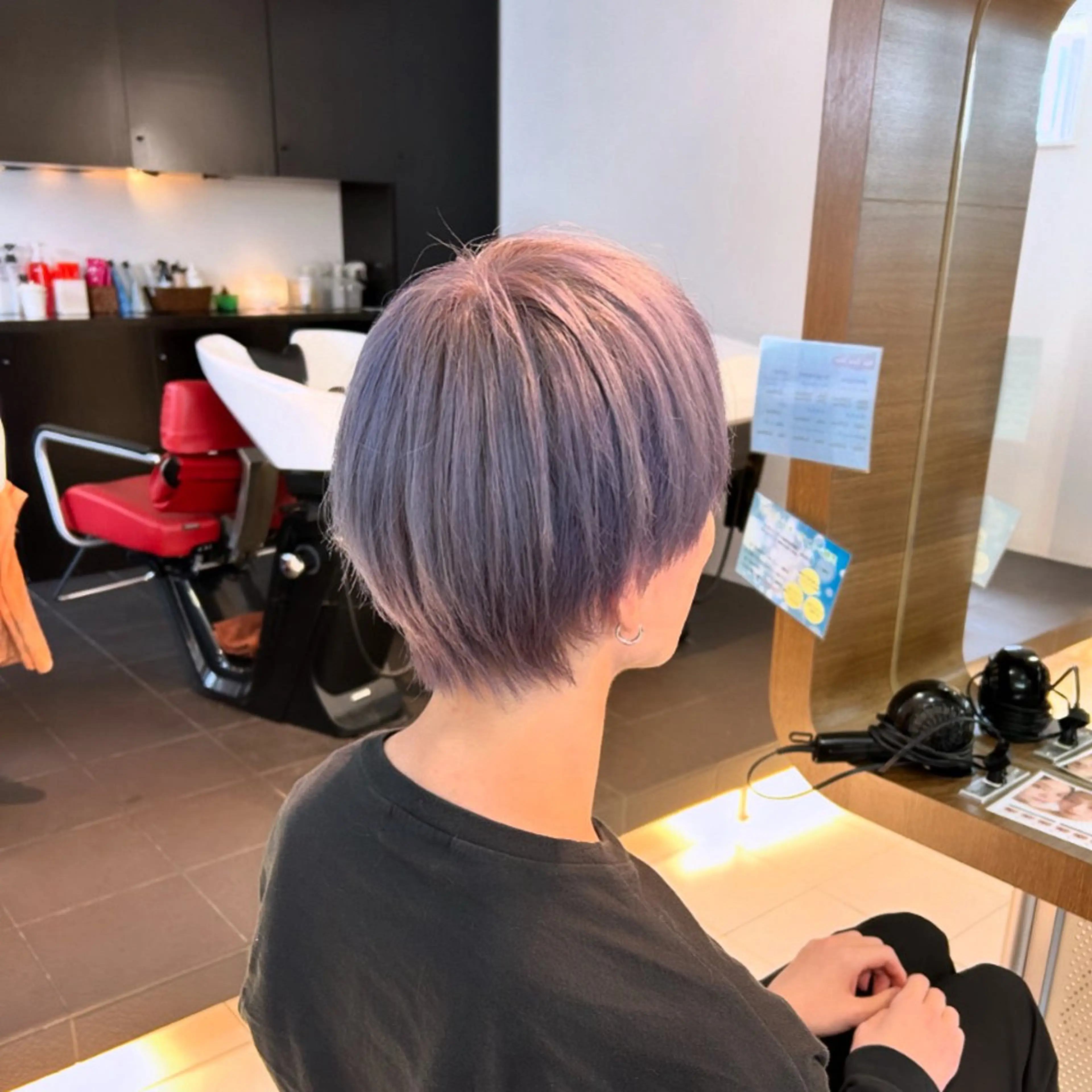 ショート カラー メンズ メンズブリーチ ブリーチ パープルカラー カット ヘアカラー アニメオタク美容師/ miharuのヘアスタイル
