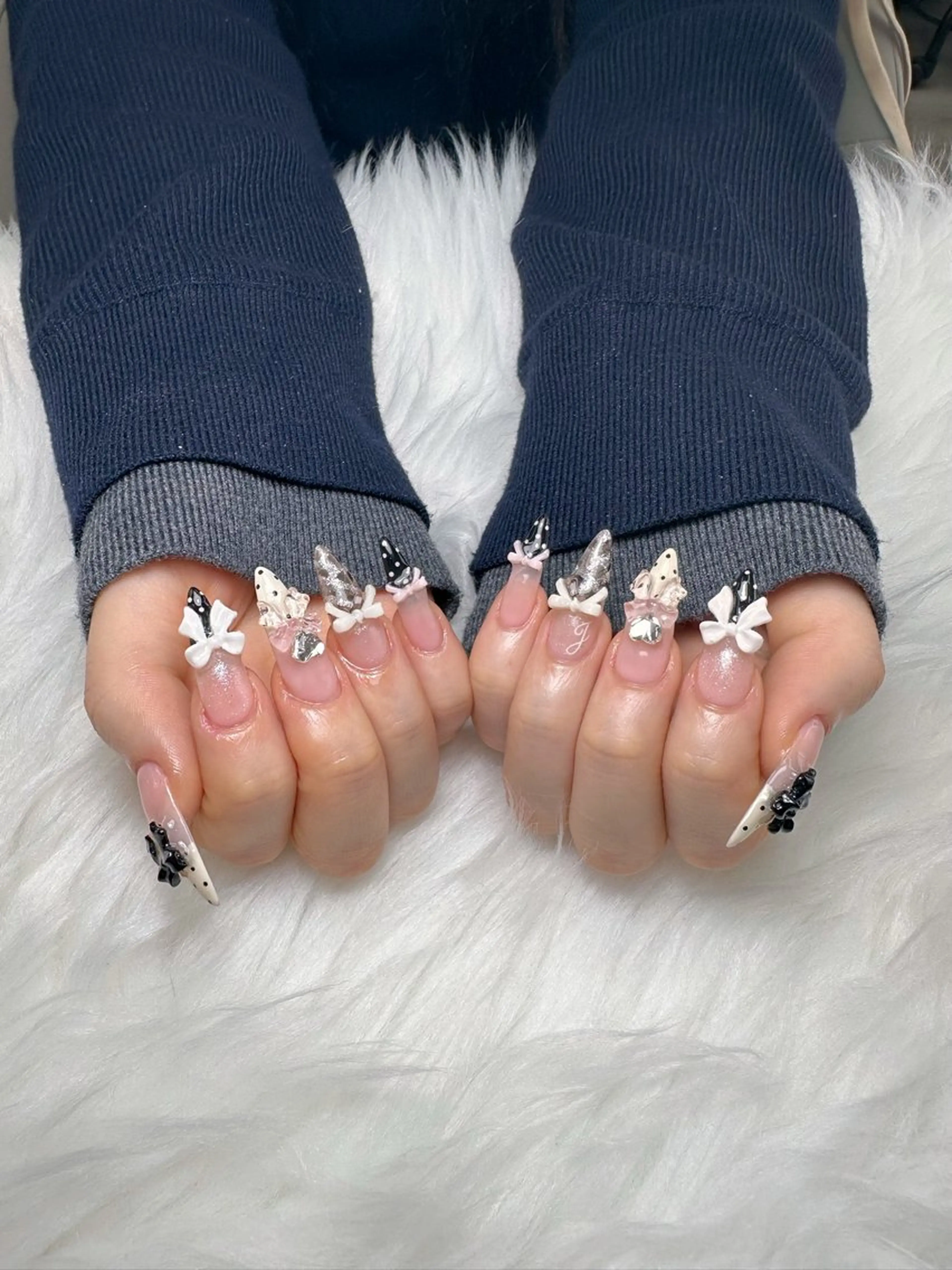 ネイル リボン ハンドネイル Kingnail Emiのネイルデザイン