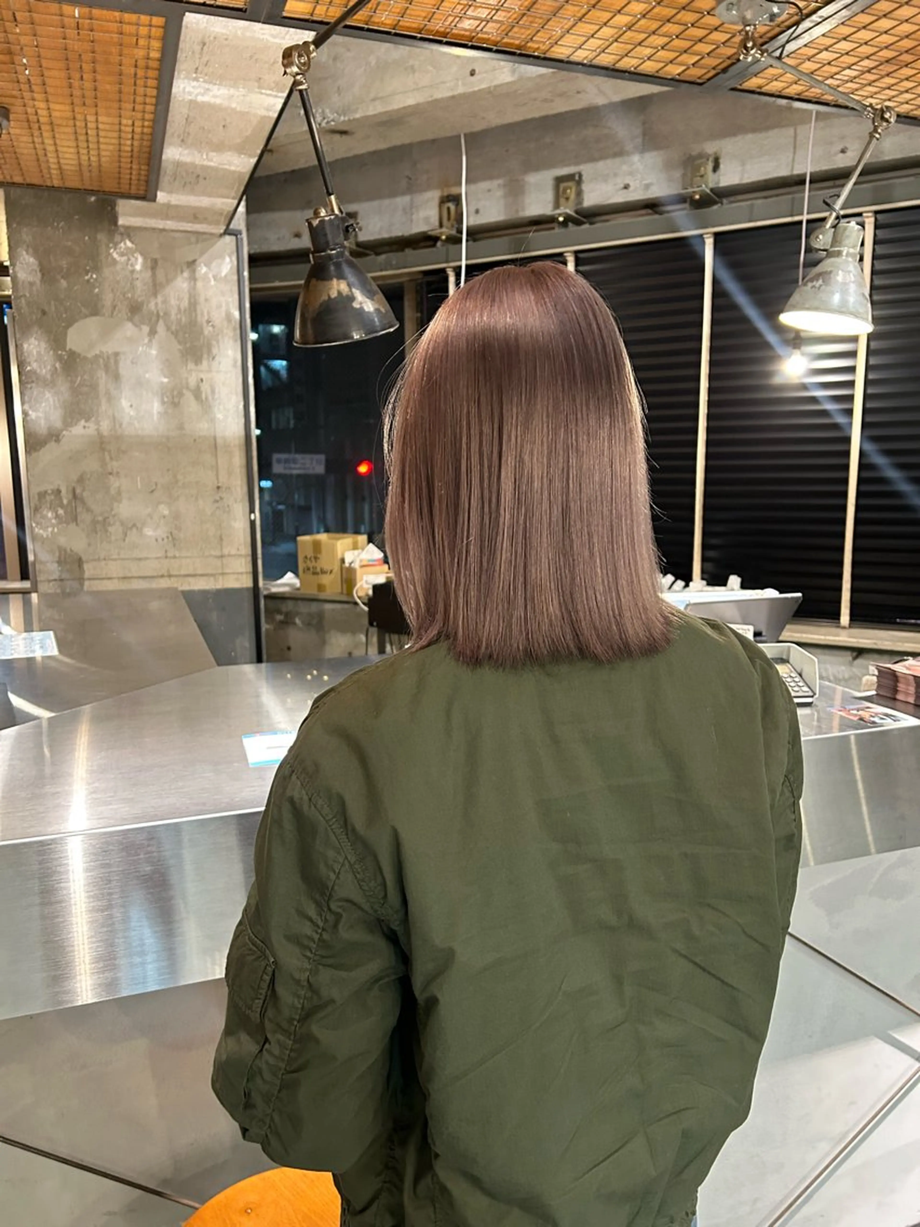 ミディアム カラー ブリーチ グレージュ ラベンダーカラー ラベンダーグレージュ ラベンダーグレー 海外レイヤー /NAGISAのヘアスタイル