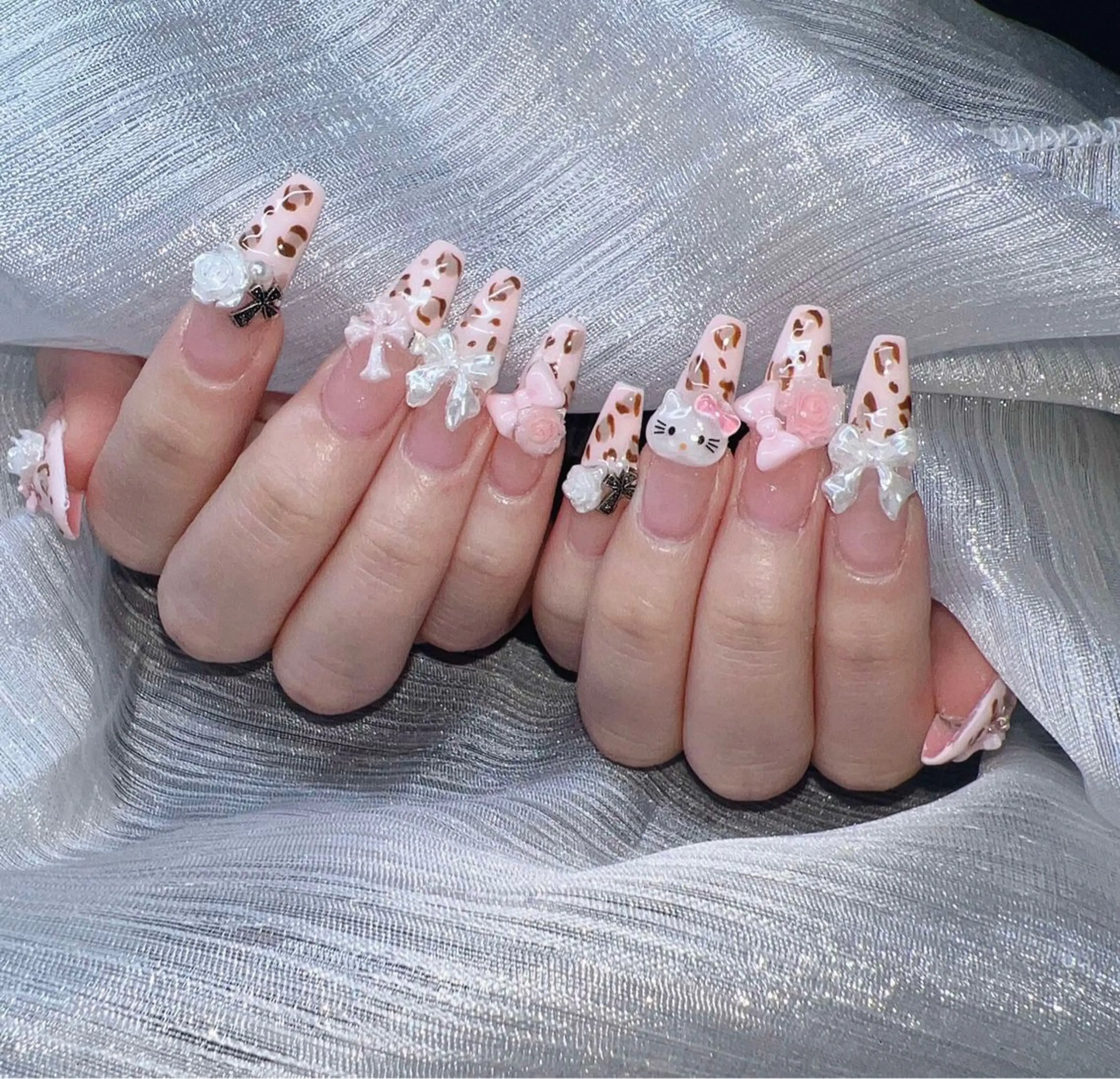 ネイル オーロラネイル チークネイル 長さ出し フットネイル フレンチネイル Lee Nails チップ長さだし専門店のネイルデザイン