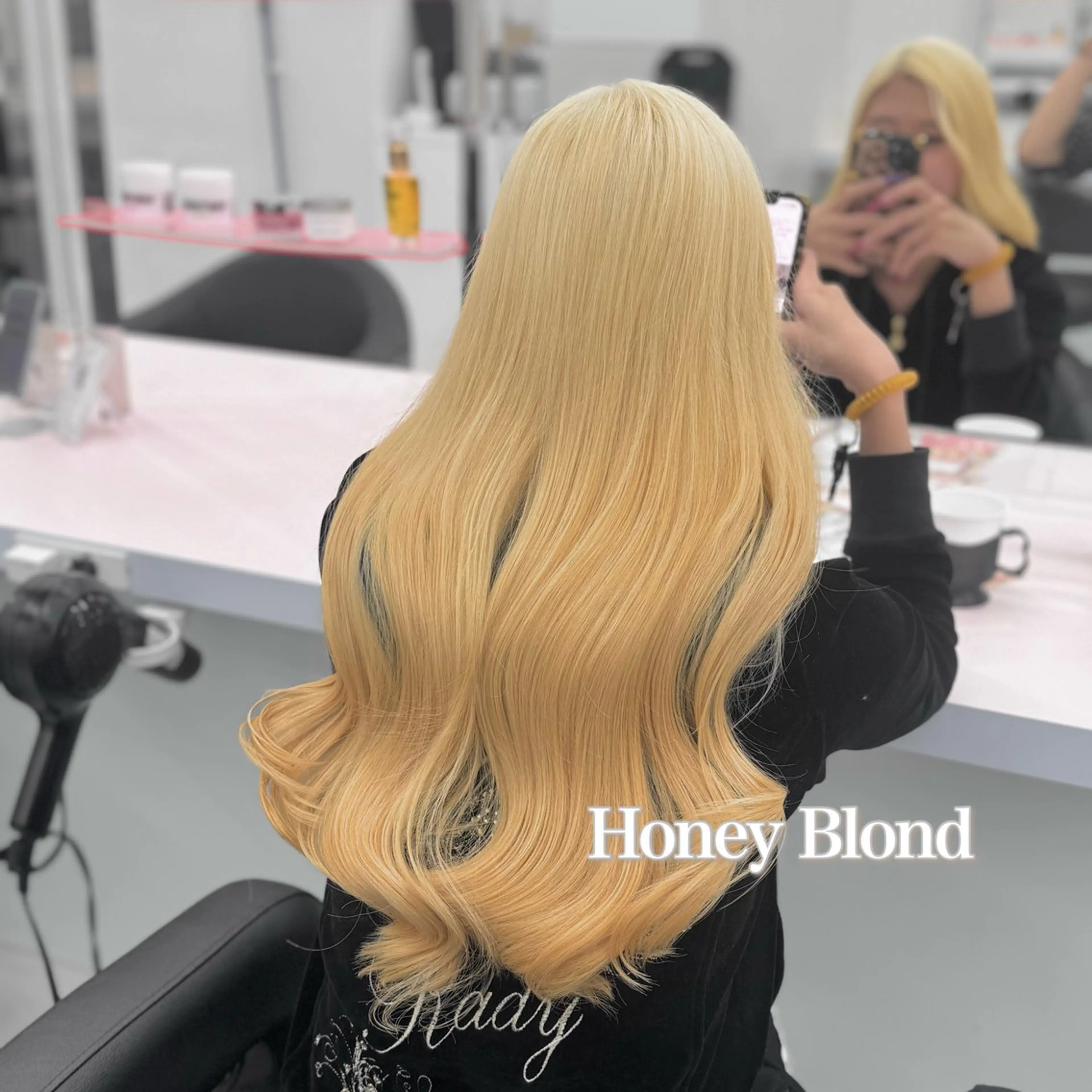 ロング カラー ヘアアレンジ 💘Risa💘/ミ ルクティ/ハイトーンのヘアスタイル