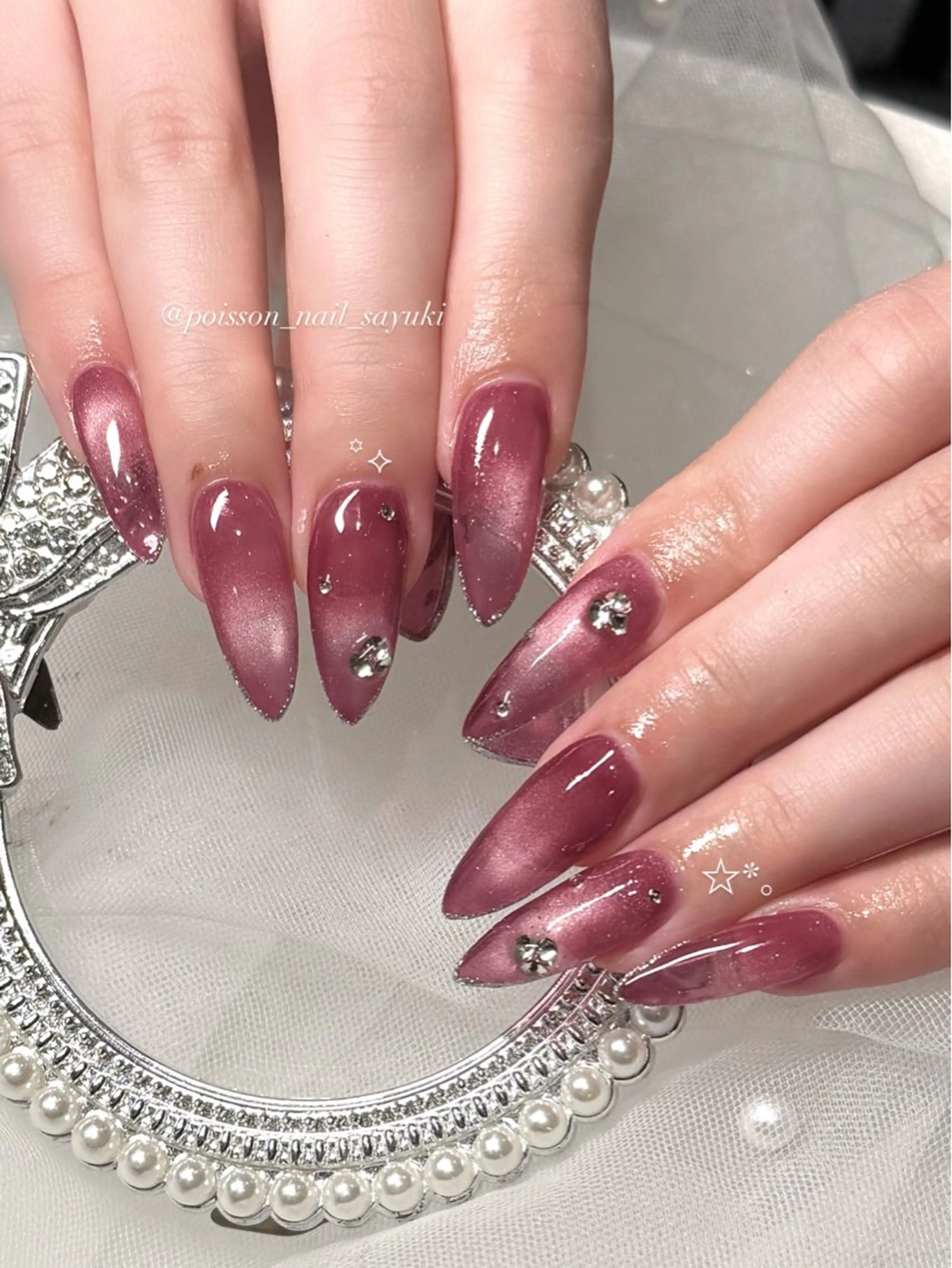 ネイル アートネイル ネイルチップ SAYUKI/韓国 /ワンホン/キラキラのネイルデザイン