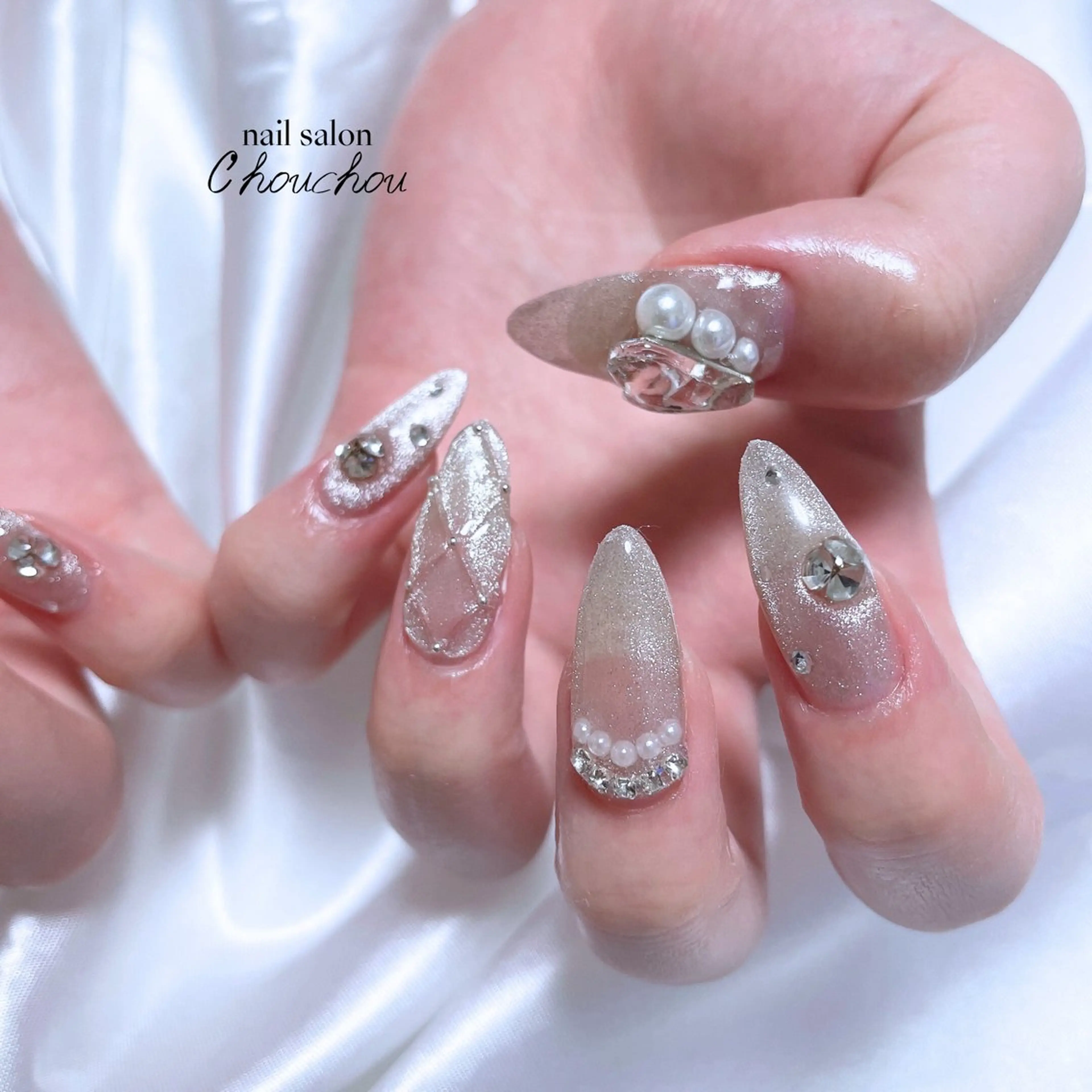 ネイル マグネットネイル C'hou chouのネイルデザイン