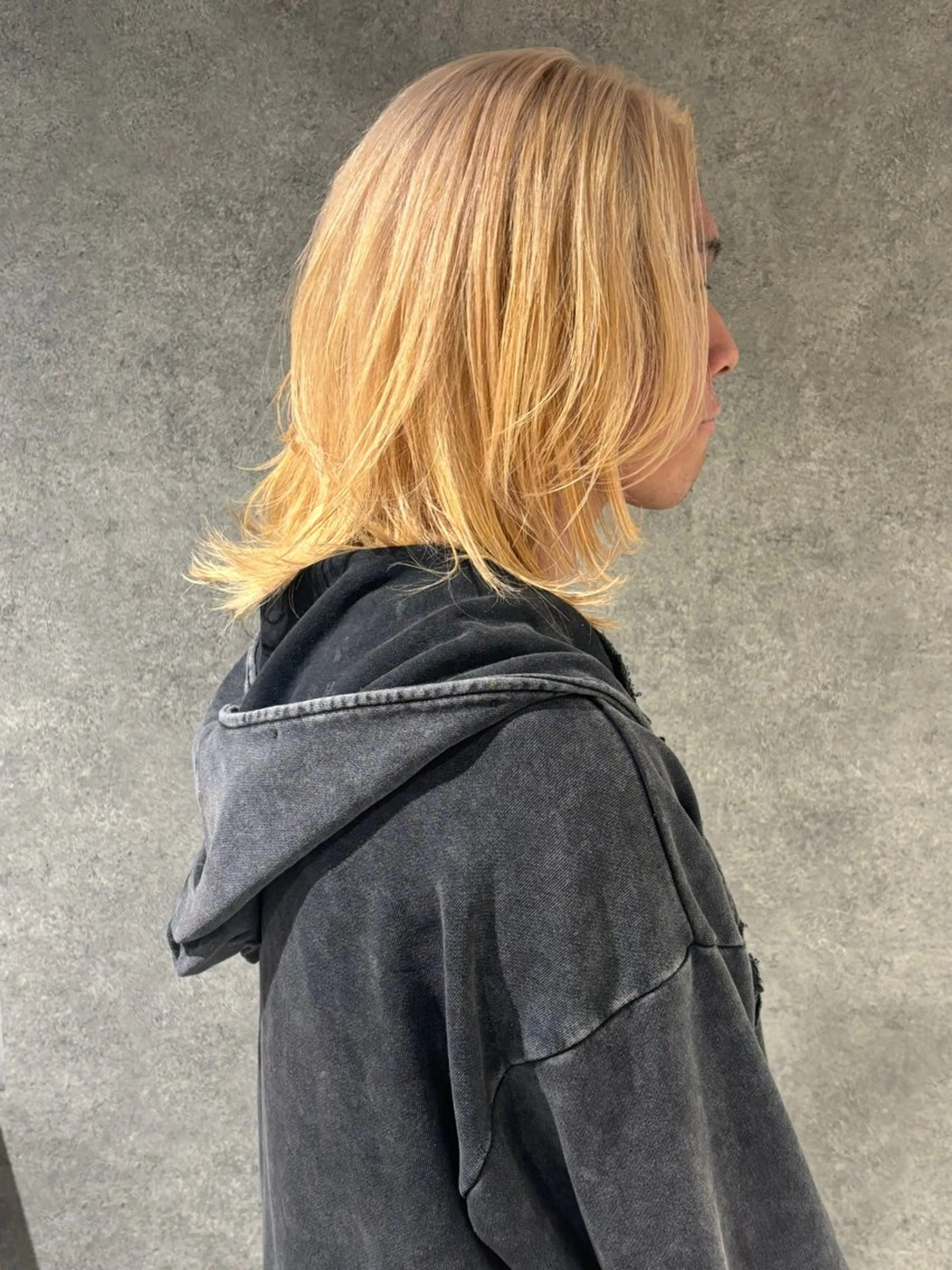 ロング カラー メンズ メンズブリーチ メンズウルフカット ブリーチ ブロンド ロング りんと/天神/カット モデル募集/艶カラーのヘアスタイル