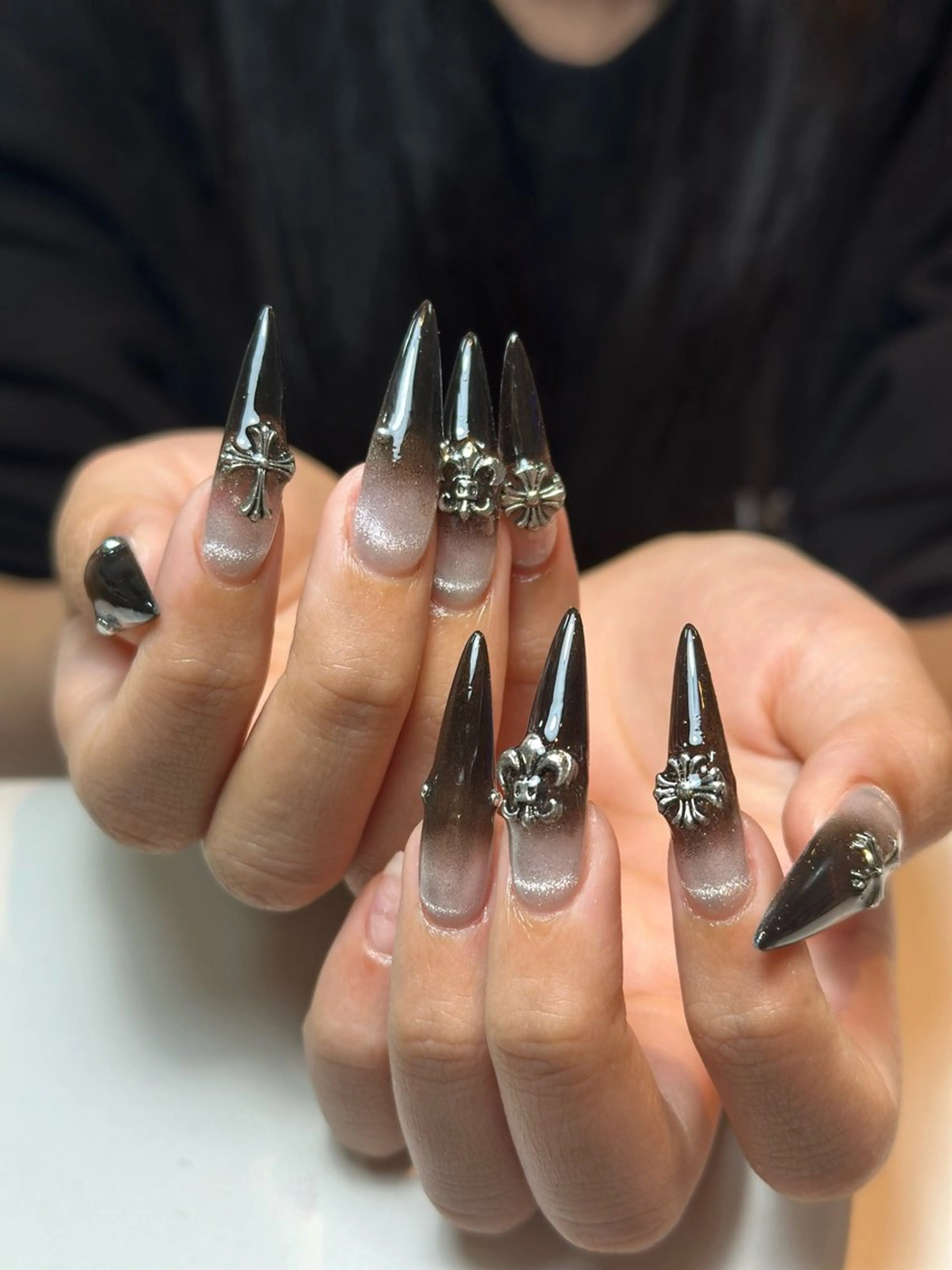 ネイル アートネイル 成人式 ジェルネイル ニュアンスネイル 夏ネイル ハンドネイル Nienail_ Luxeのネイルデザイン