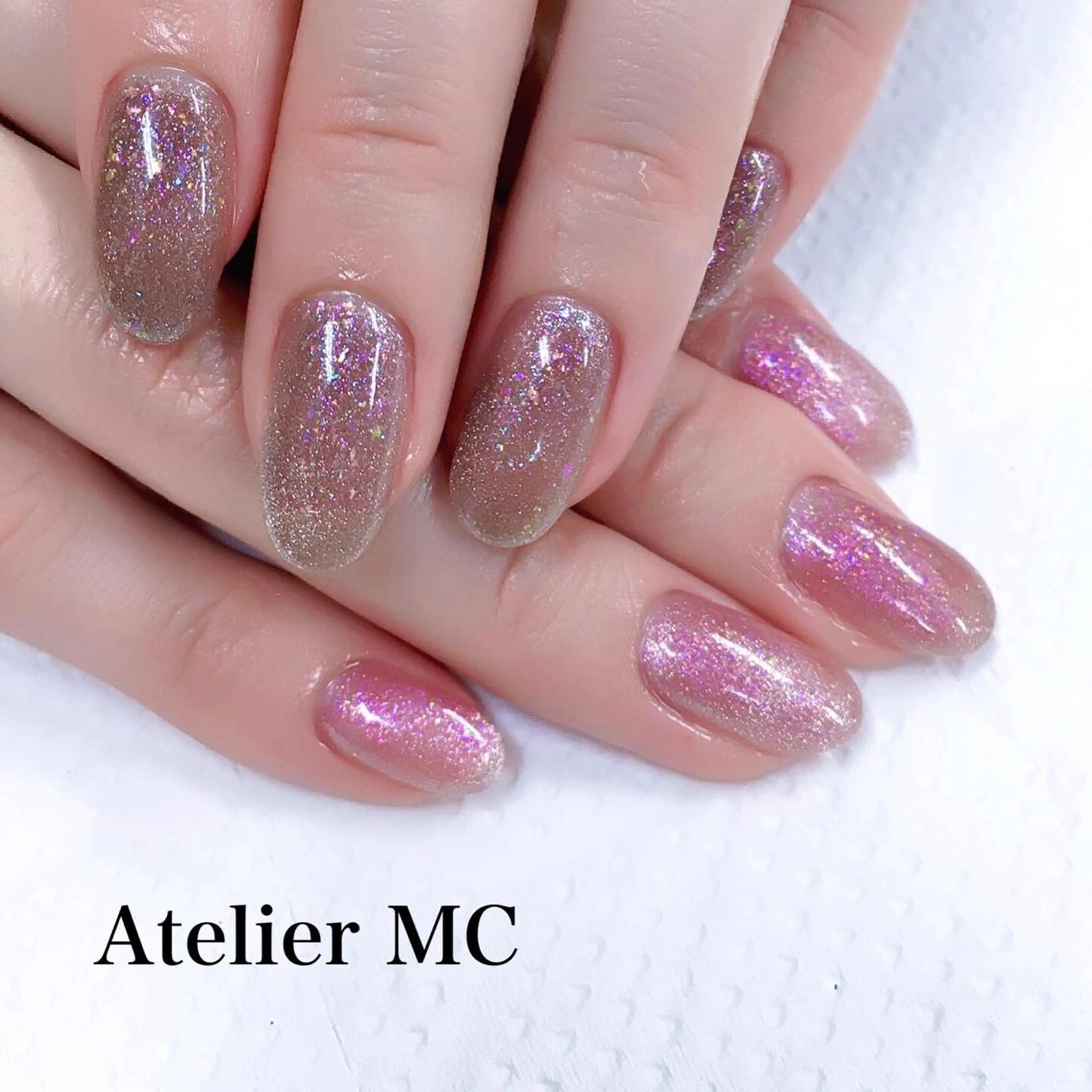 ハンドネイル アトリエ エムシー 【新富町・東銀座】のネイルデザイン