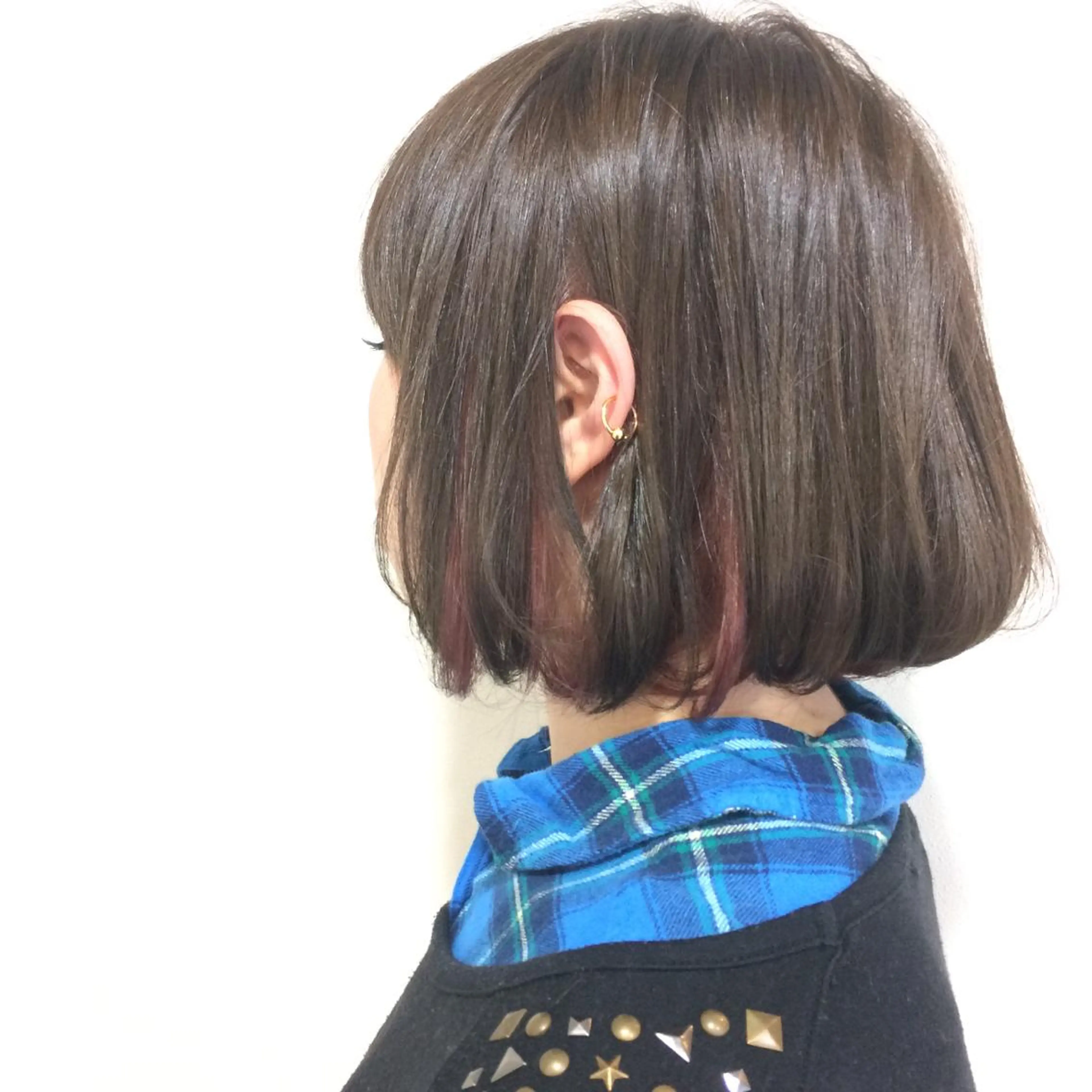 ショート ミディアム セミロング ロング カラー パーマ ヘアアレンジ メンズ メンズインナーカラー アッシュ インナーカラー バイオレットカラー 岡田 杏のエステ・リラクイメージ