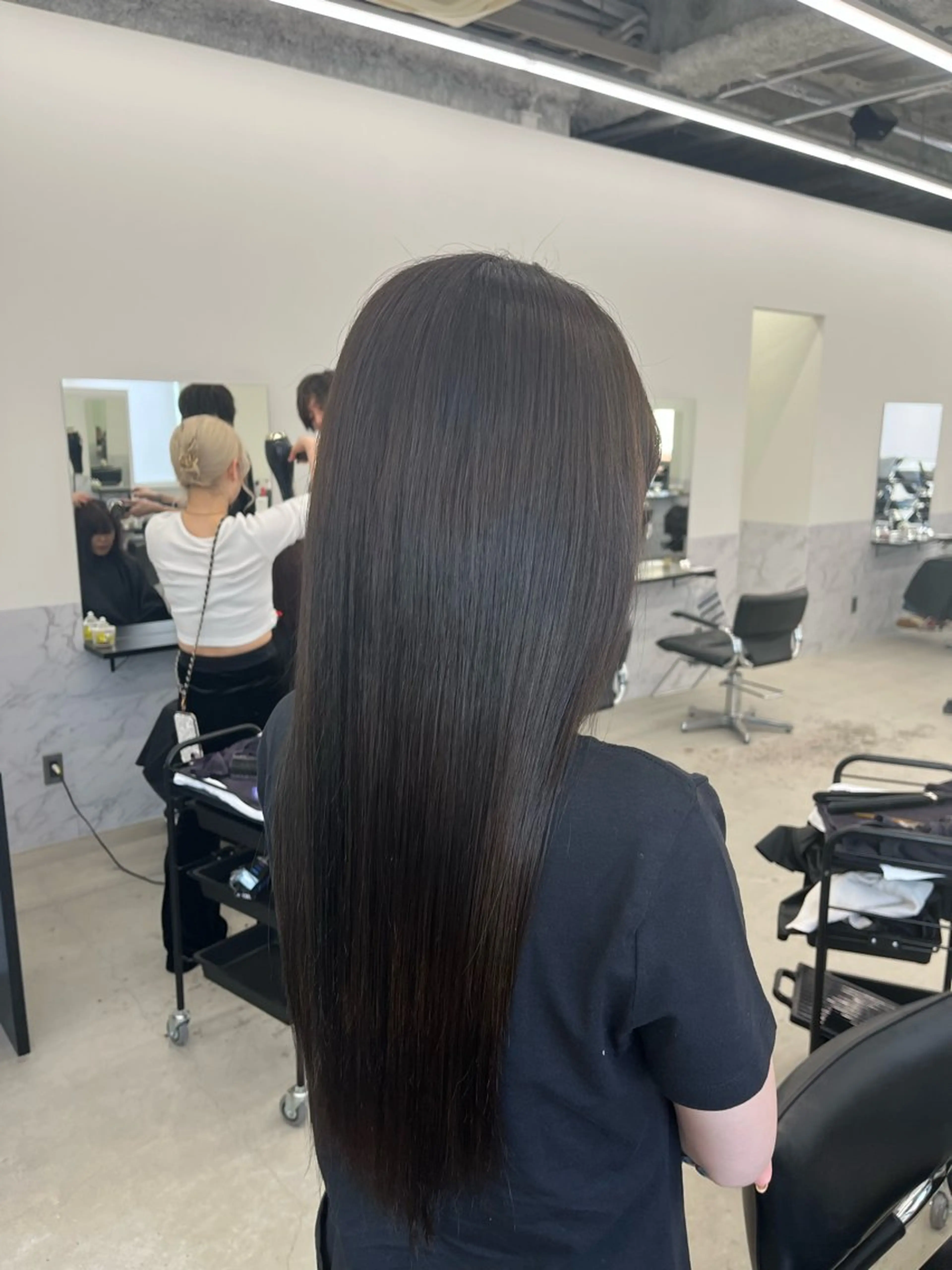 カラー 透明感カラー 田中 莉香のヘアスタイル