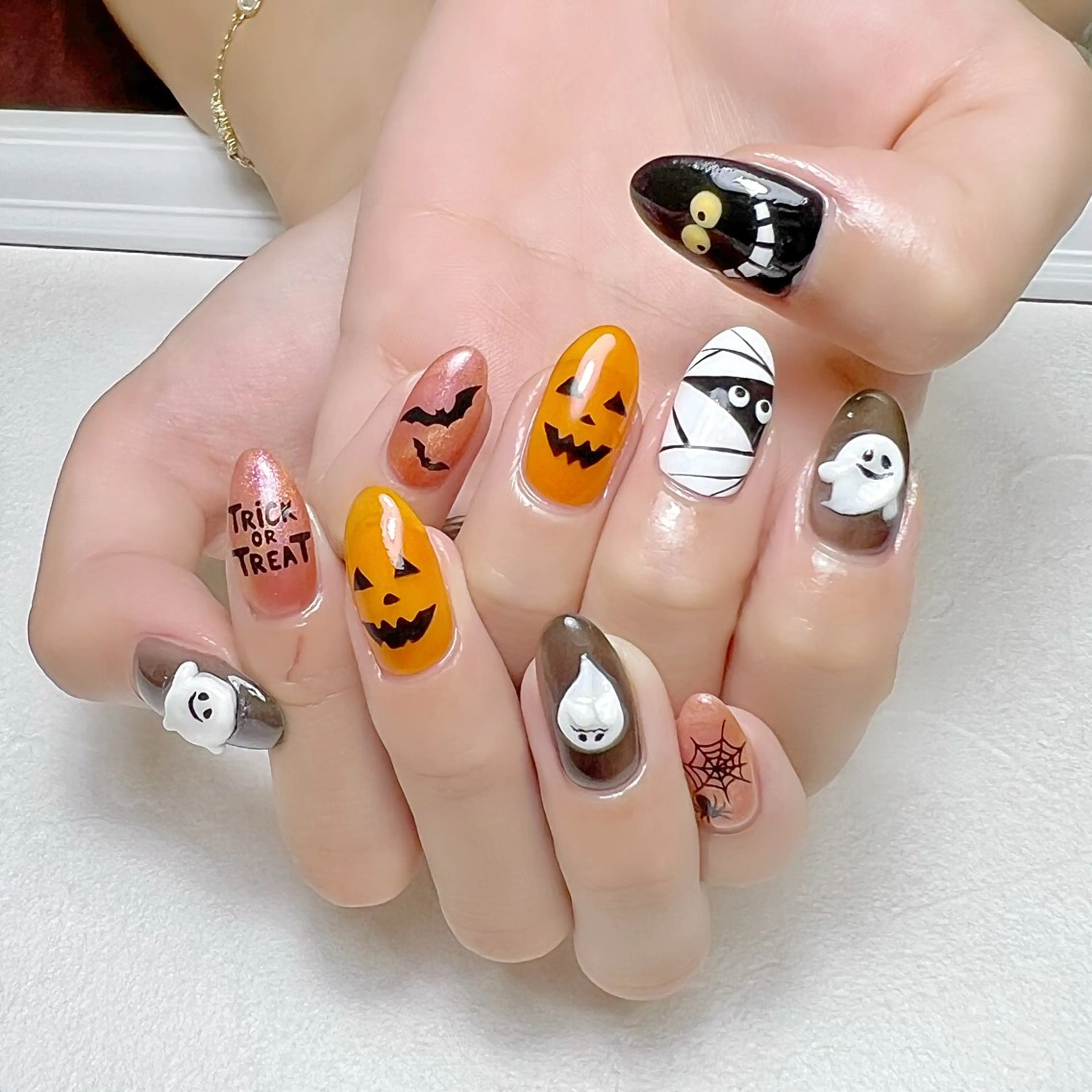 ネイル ハロウィン マグネットネイル 持ち込み rouse nail RISATOのネイルデザイン