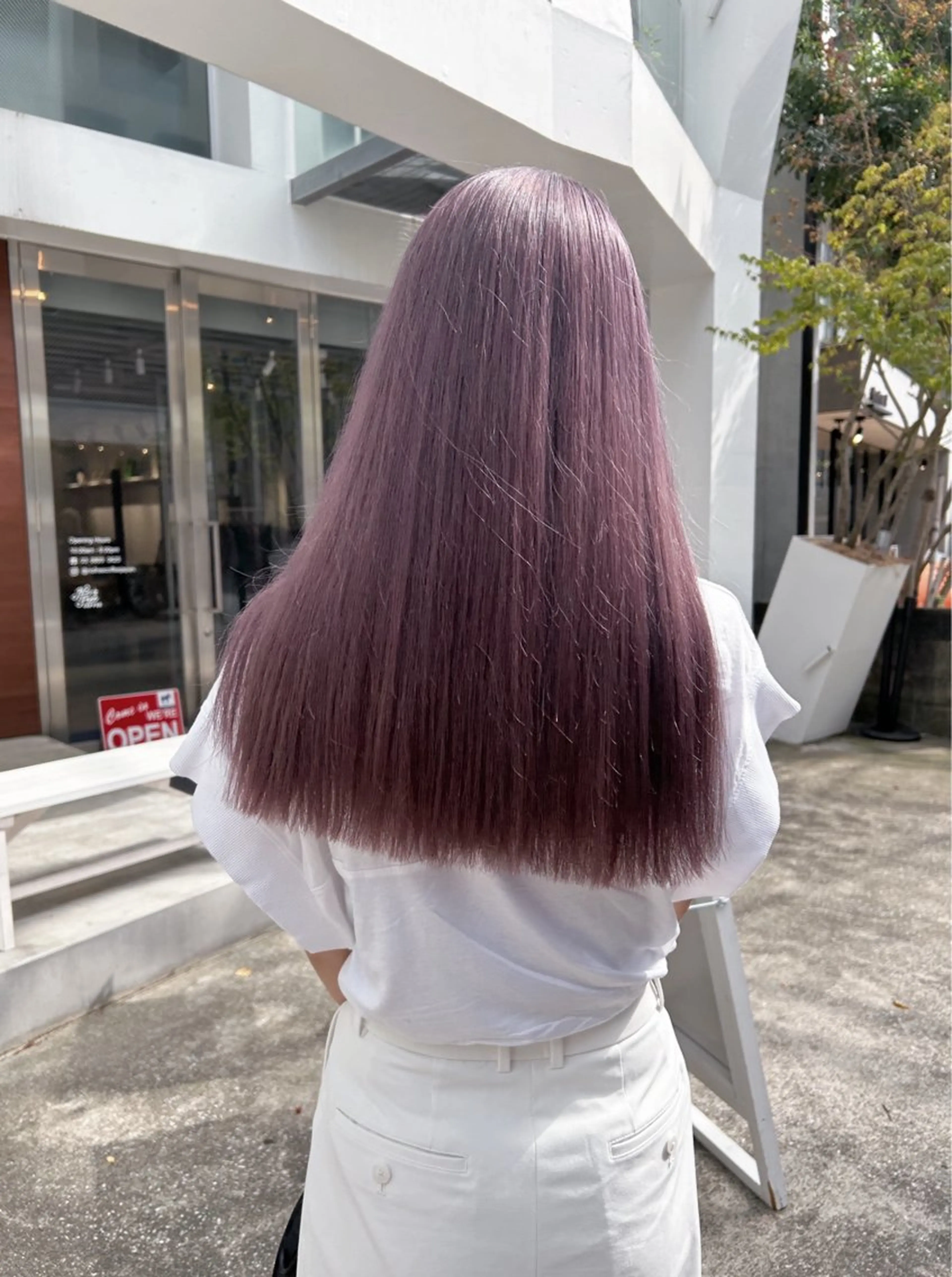 ロング カラー ハイトーンボブ 前田 表参道　グレージュのヘアスタイル