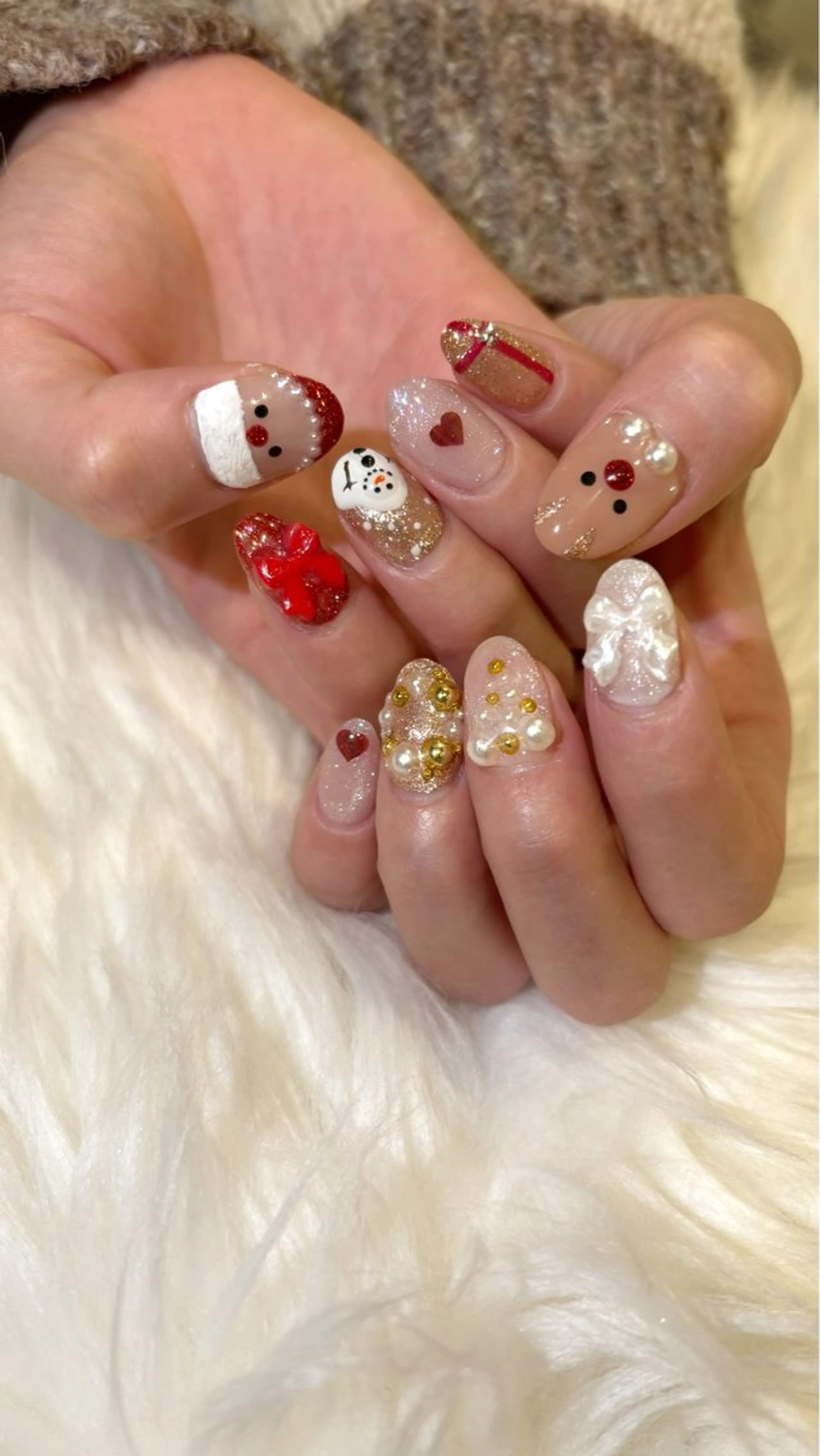 ネイル 楢本 彩耶のネイルデザイン