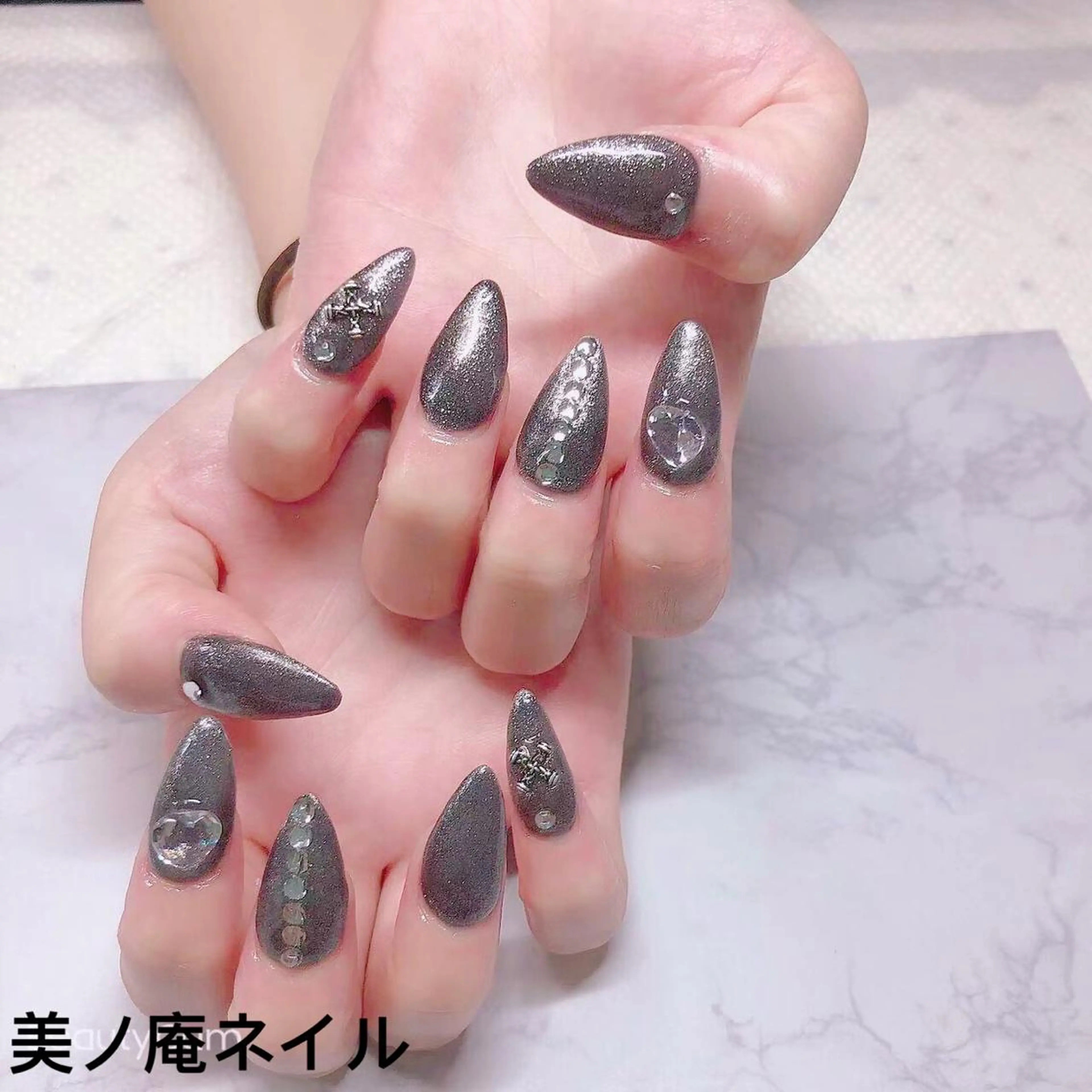 ネイル 美ノ庵ネイルサロン メトロポリタン前店のネイルデザイン