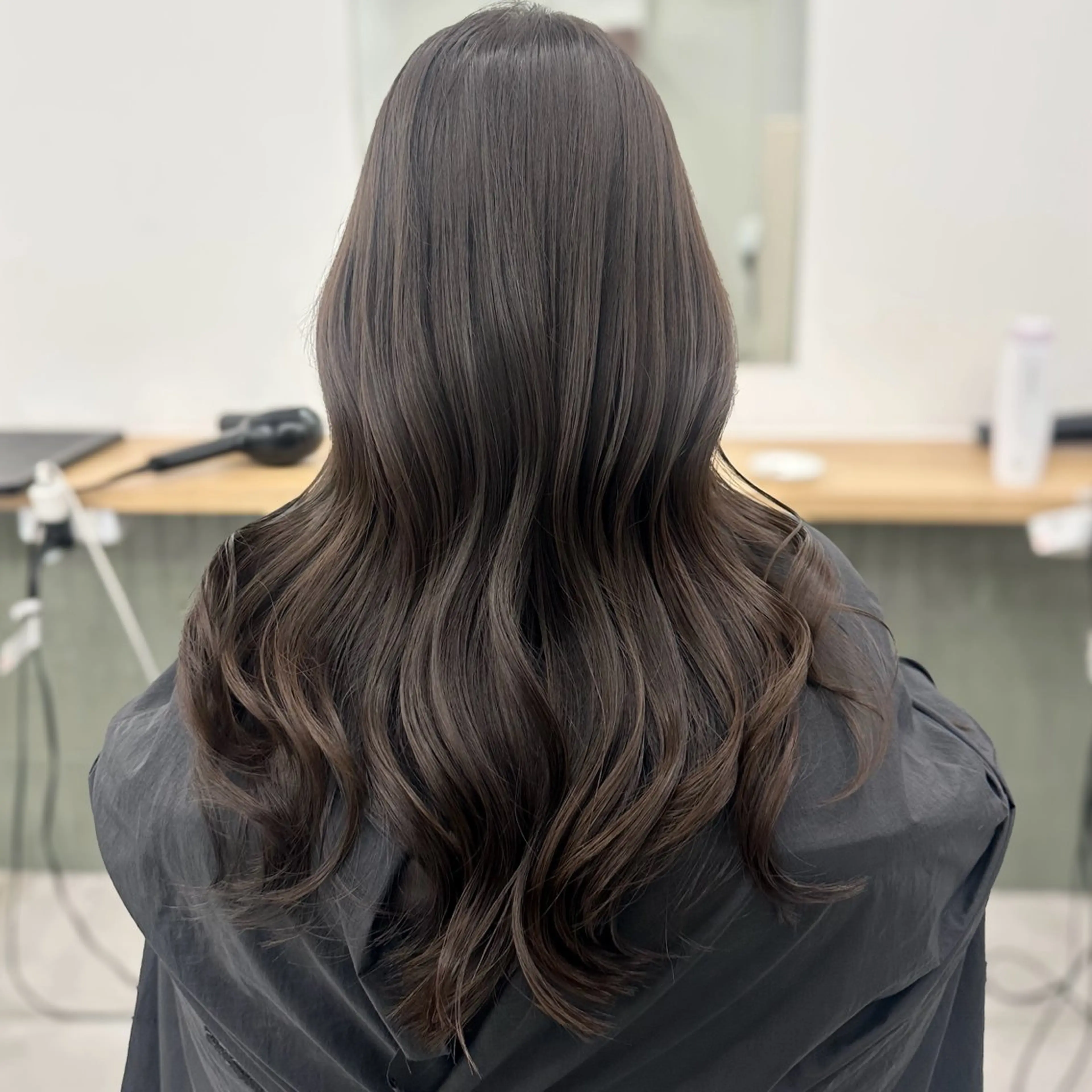 ロング カラー カット ヘアカラー トリートメント ブリーチなし/レイヤ ー特化🌈Tommyのヘアスタイル