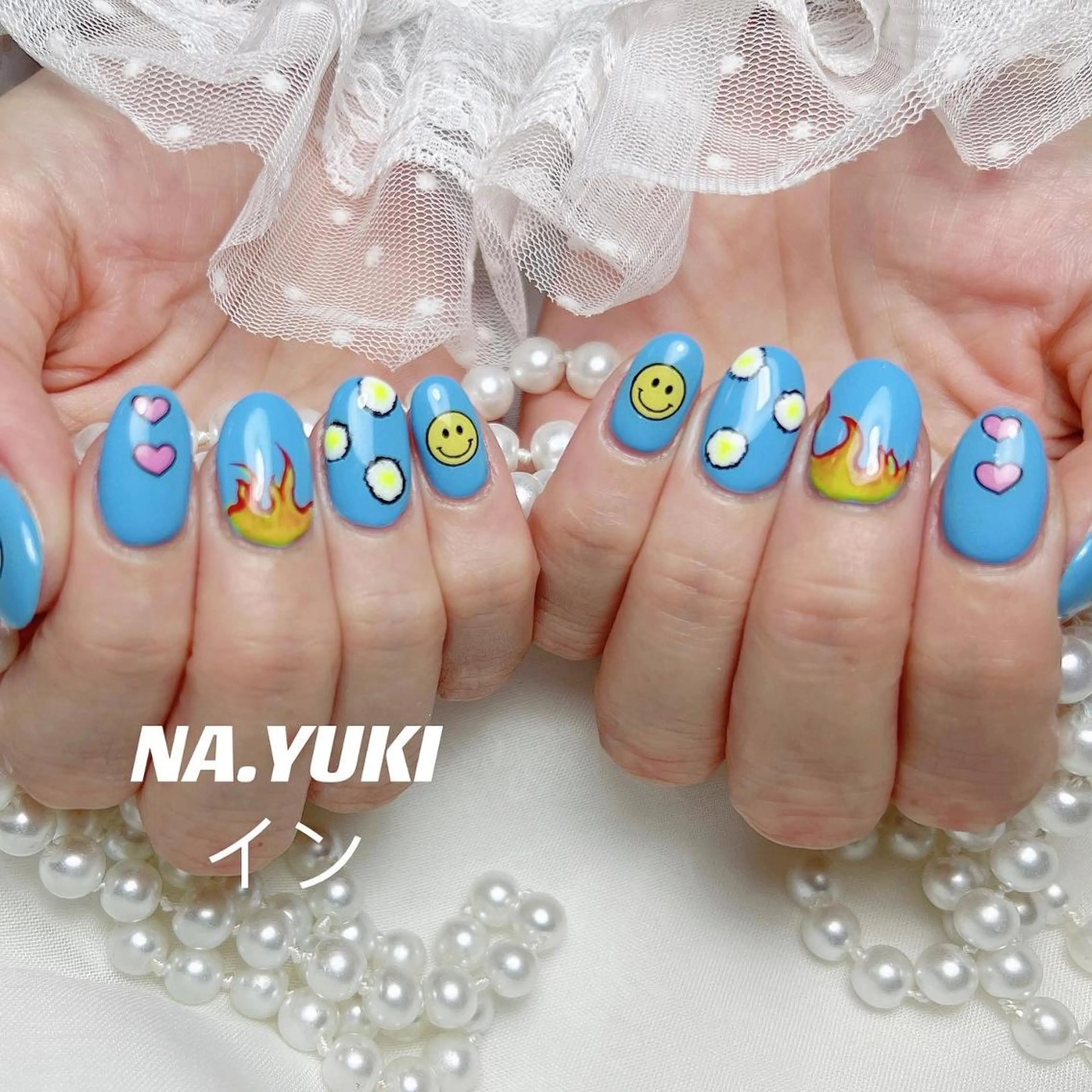 マツエク・マツパ ネイル キッズ ハンドネイル ハンドケア 🦋 Queenieのネイルデザイン