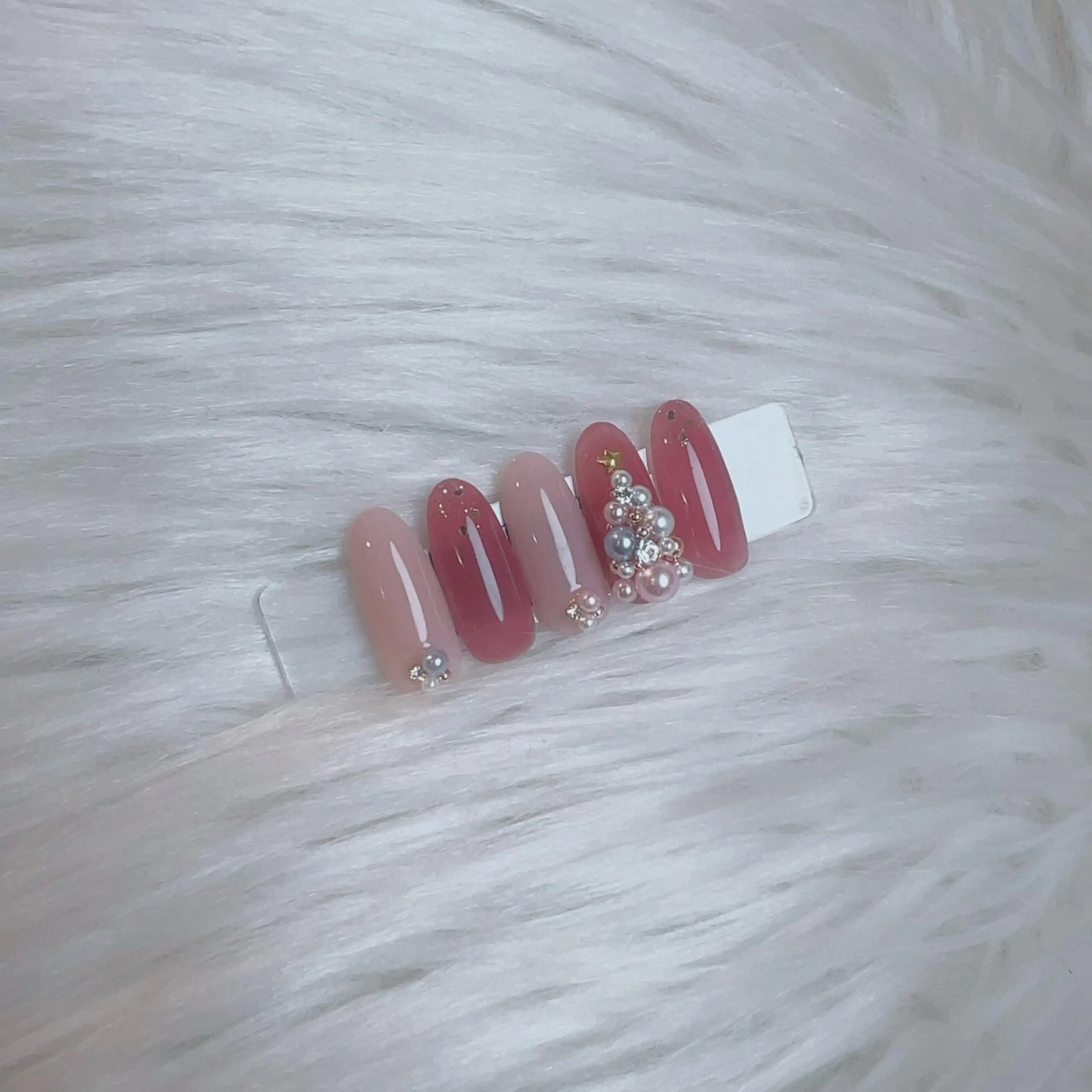 ネイル 冬ネイル クリスマス Lino+ ネイル&よもぎ蒸しのネイルデザイン