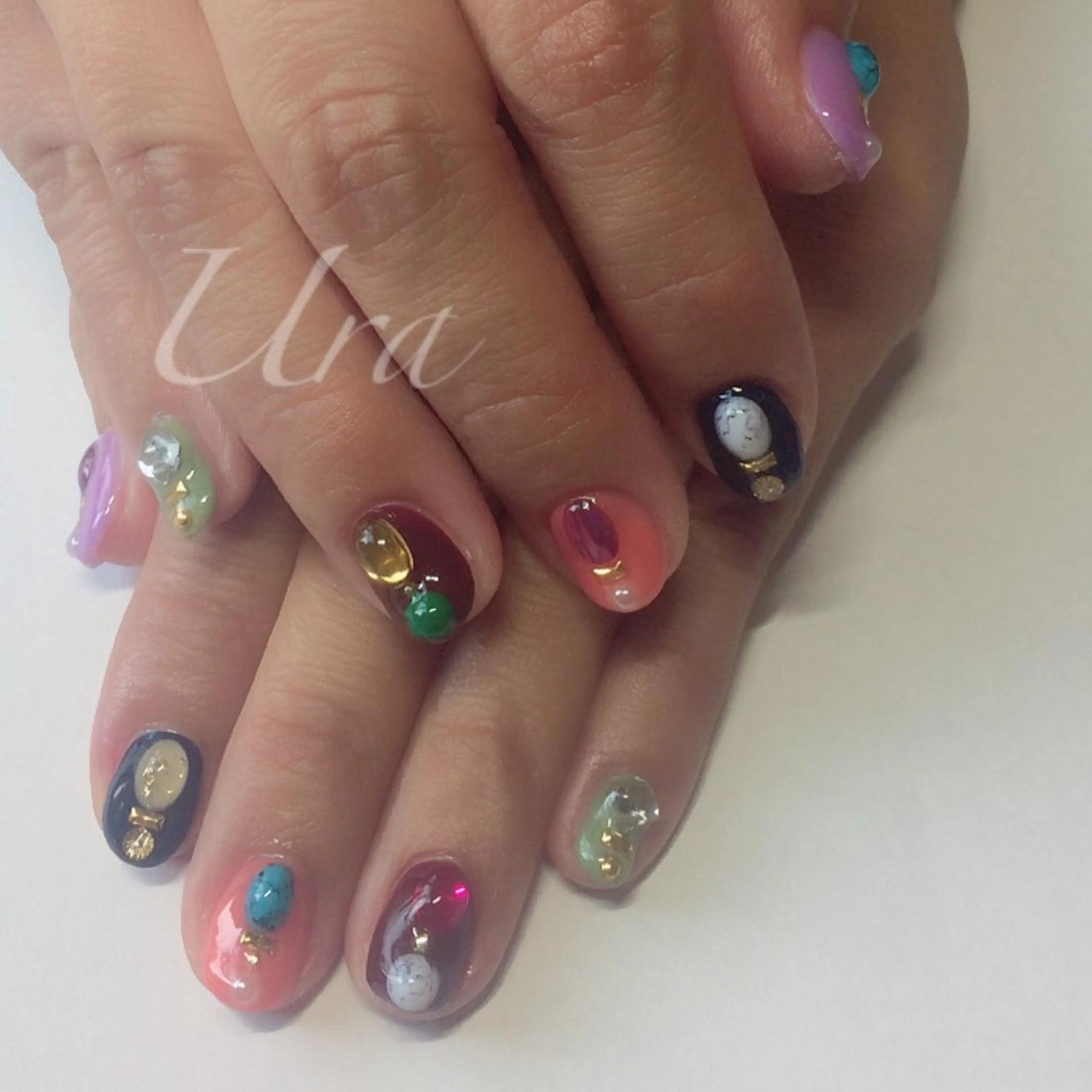 ネイル UrakoNail 《nail》のネイルデザイン