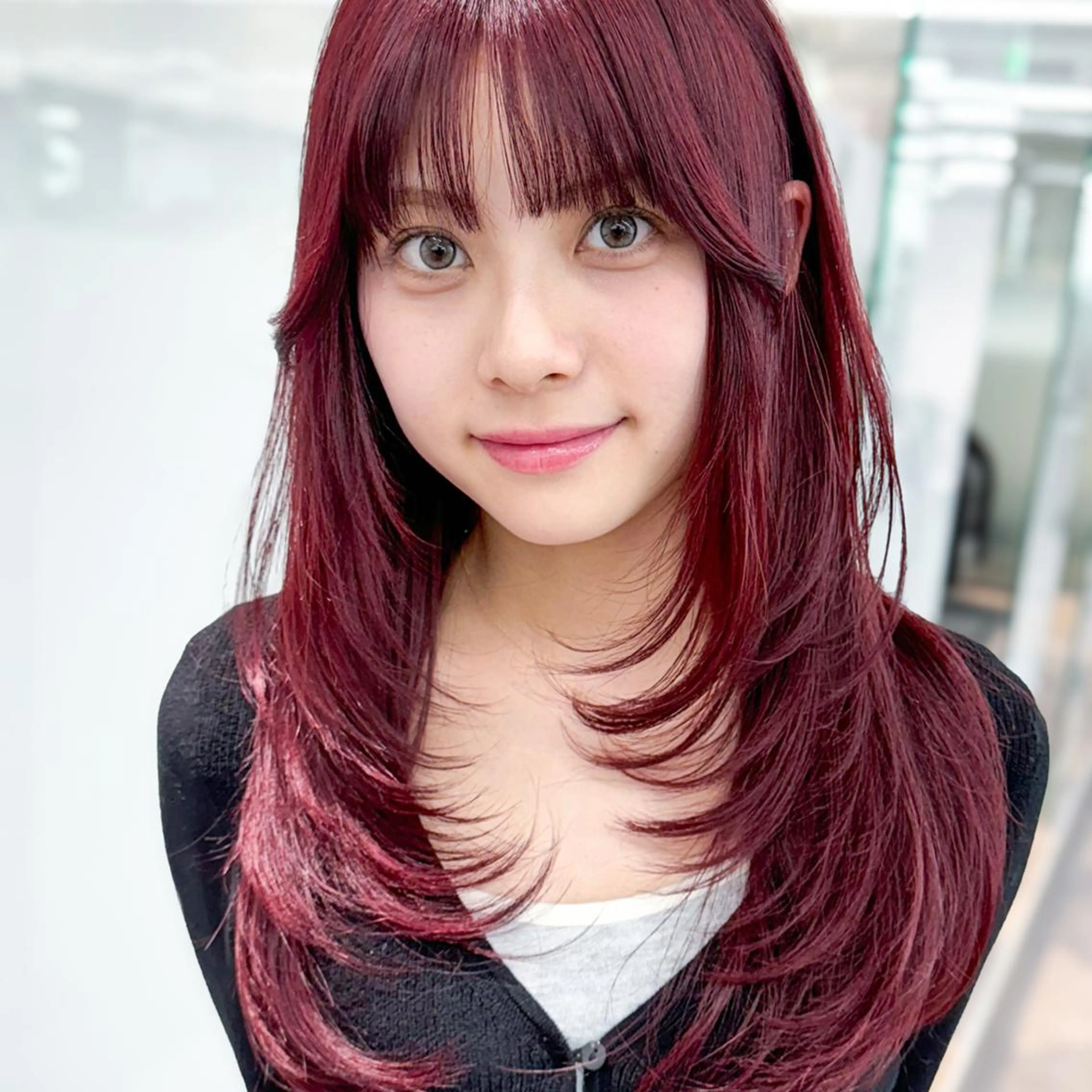 カラー ヘアアレンジ パーマ セミロング ピンクカラー くびれヘア レイヤーカット ITbyALBUM 藤沢店のヘアスタイル